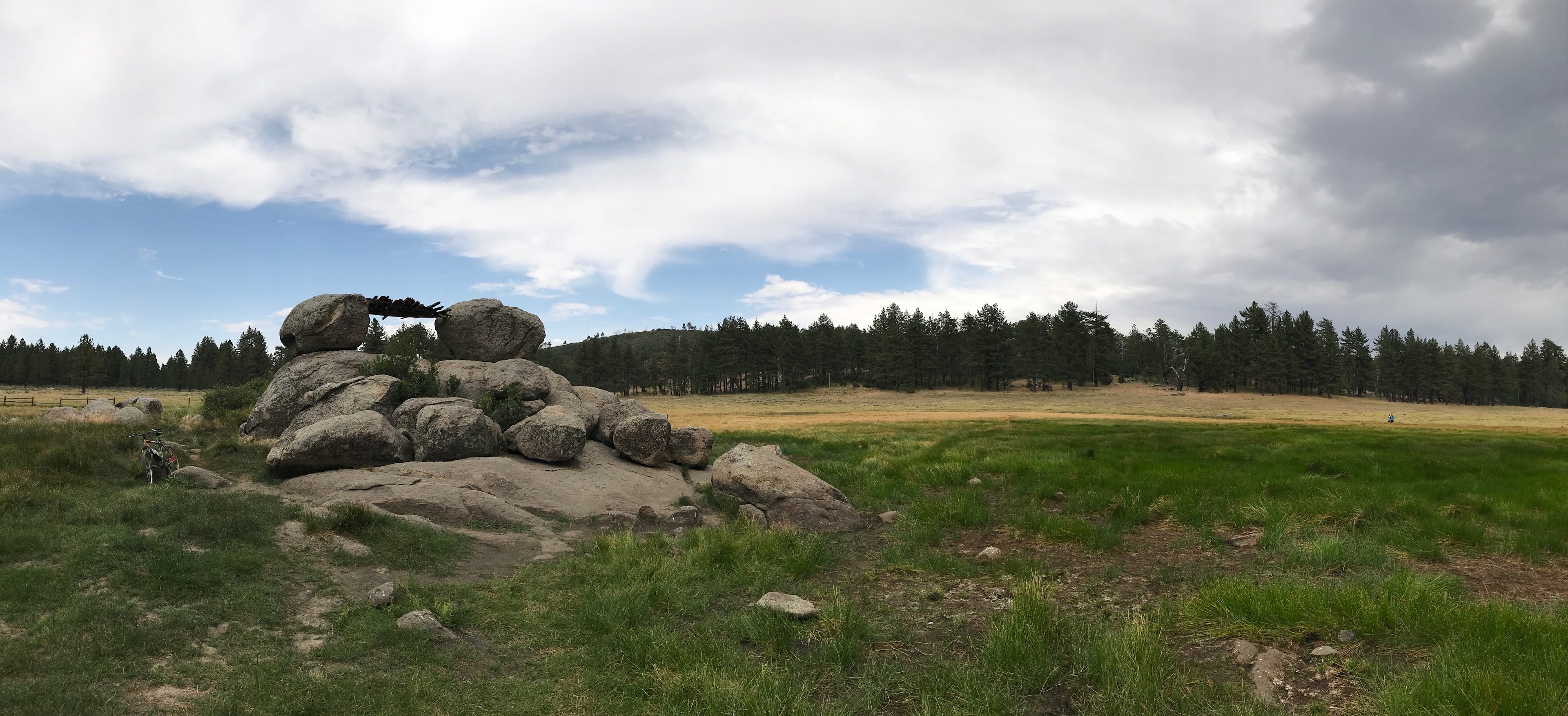 Trailhead: Laguna Meadow
