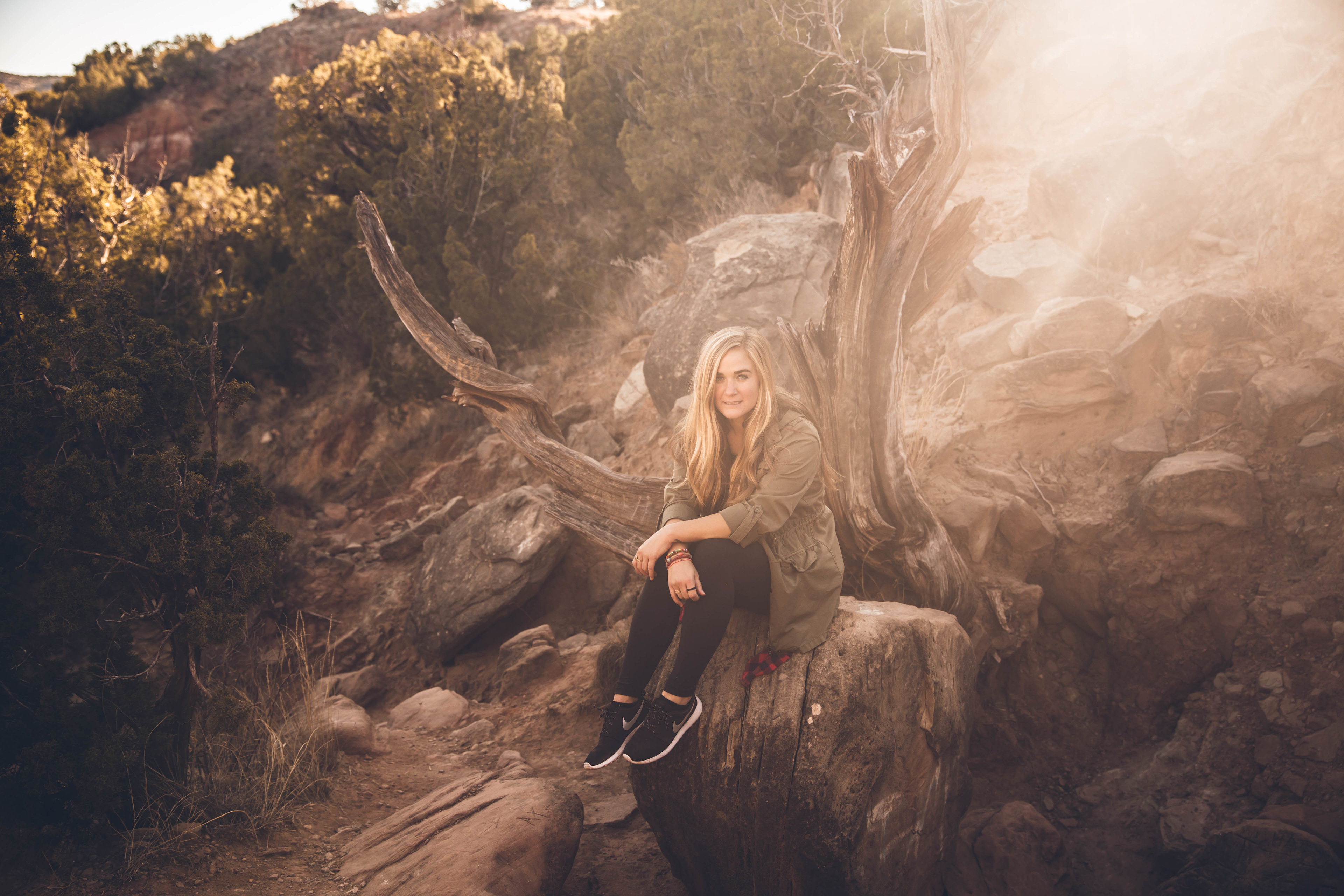 Can’t pass up the opportunity to tell her to sit and snag a photo in the desert