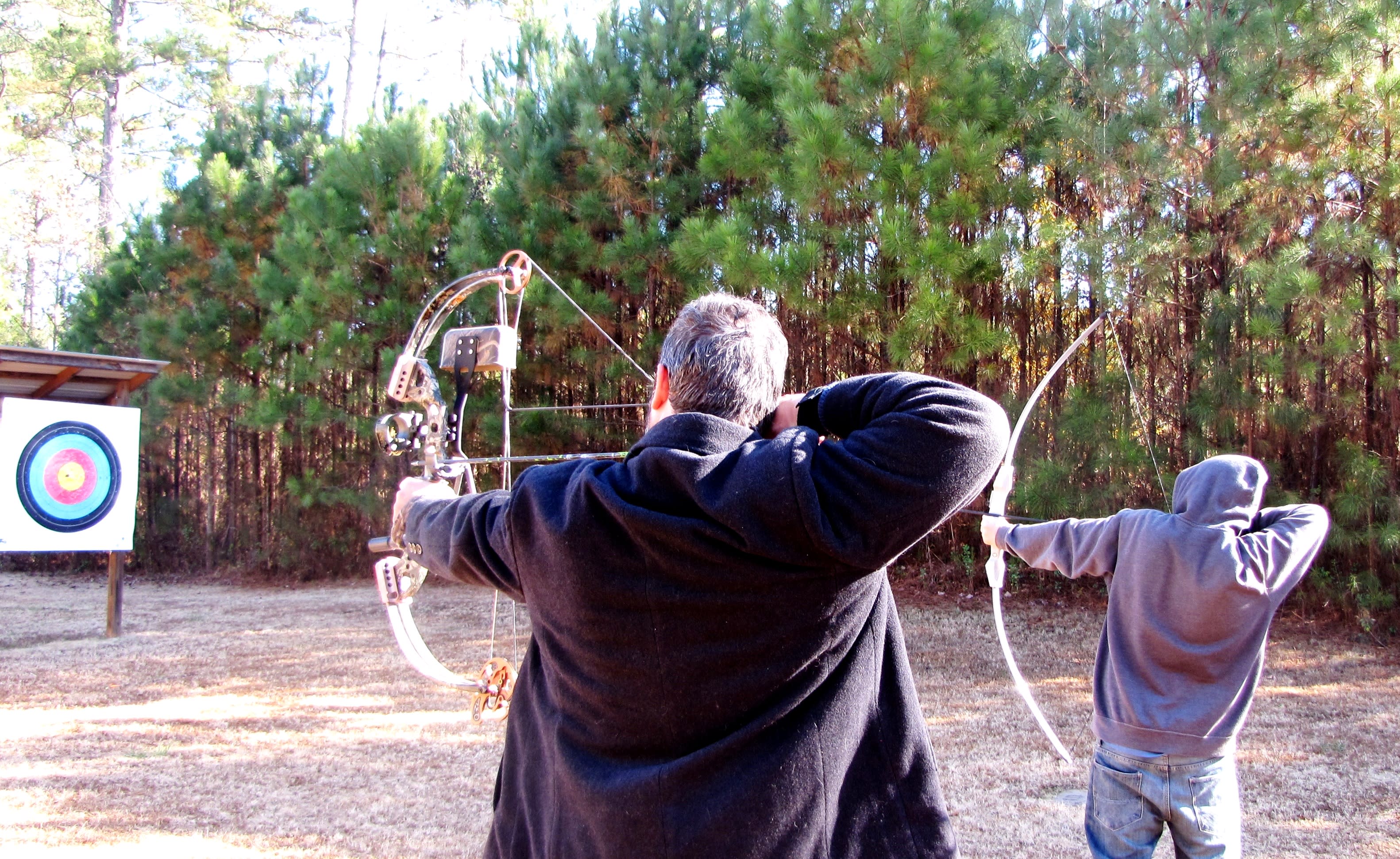 There are static archery targets available for beginners to learn, or for a warm up before walking the 3D range