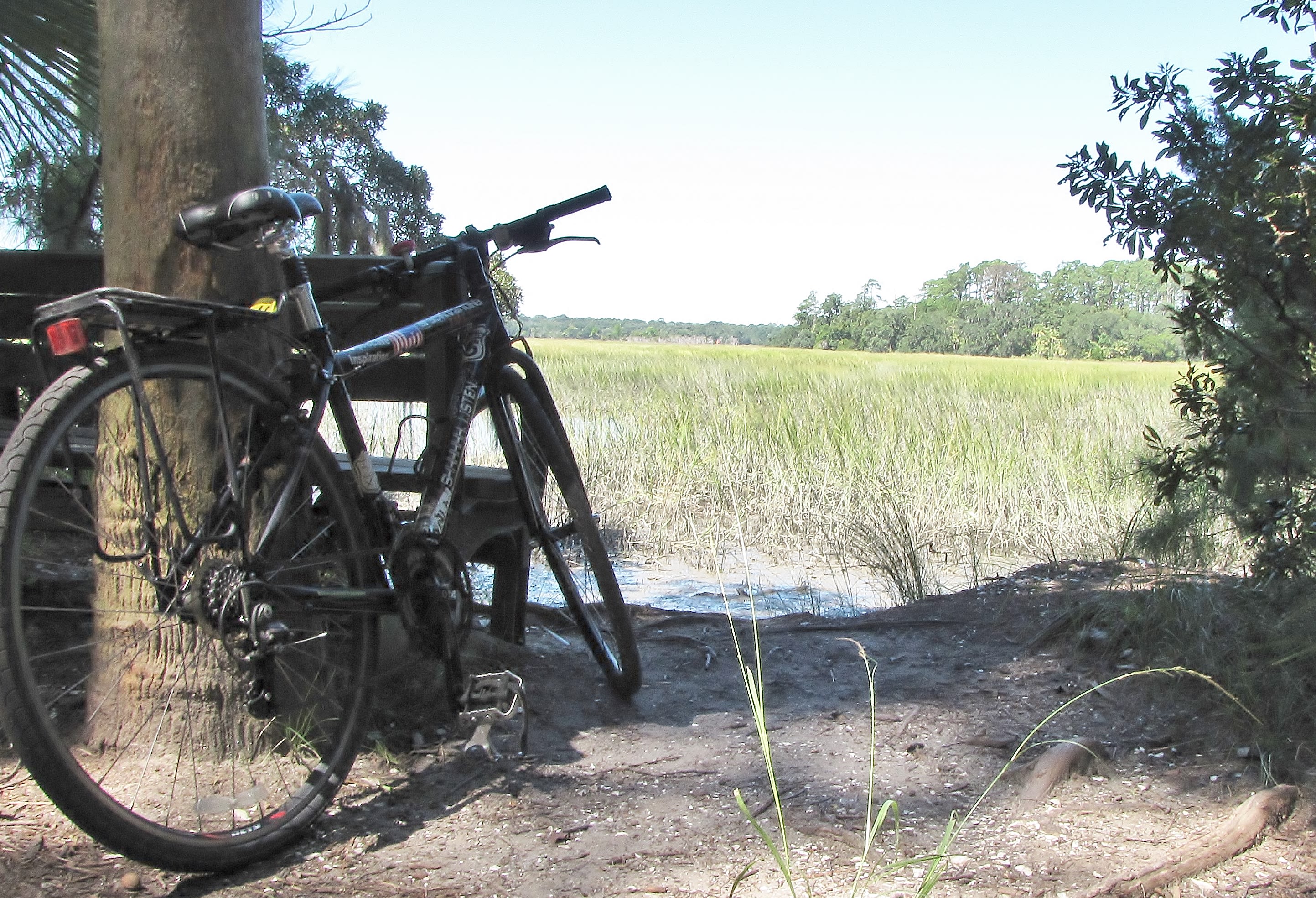 A hybrid bike was *perfect* for this park. The trails are not very technical, and the long meandering parts deserve a cruiser.