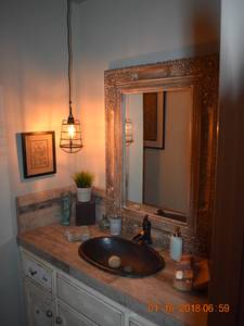 Guest bathroom in Main House for your use.