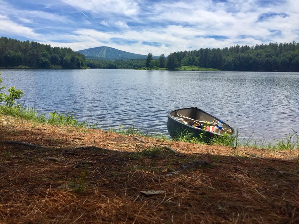 We rented a canoe at Equipe Sport in nearby South Londonderry.  They delivered and picked up the canoe at the beautiful Gale Meadows Pond.