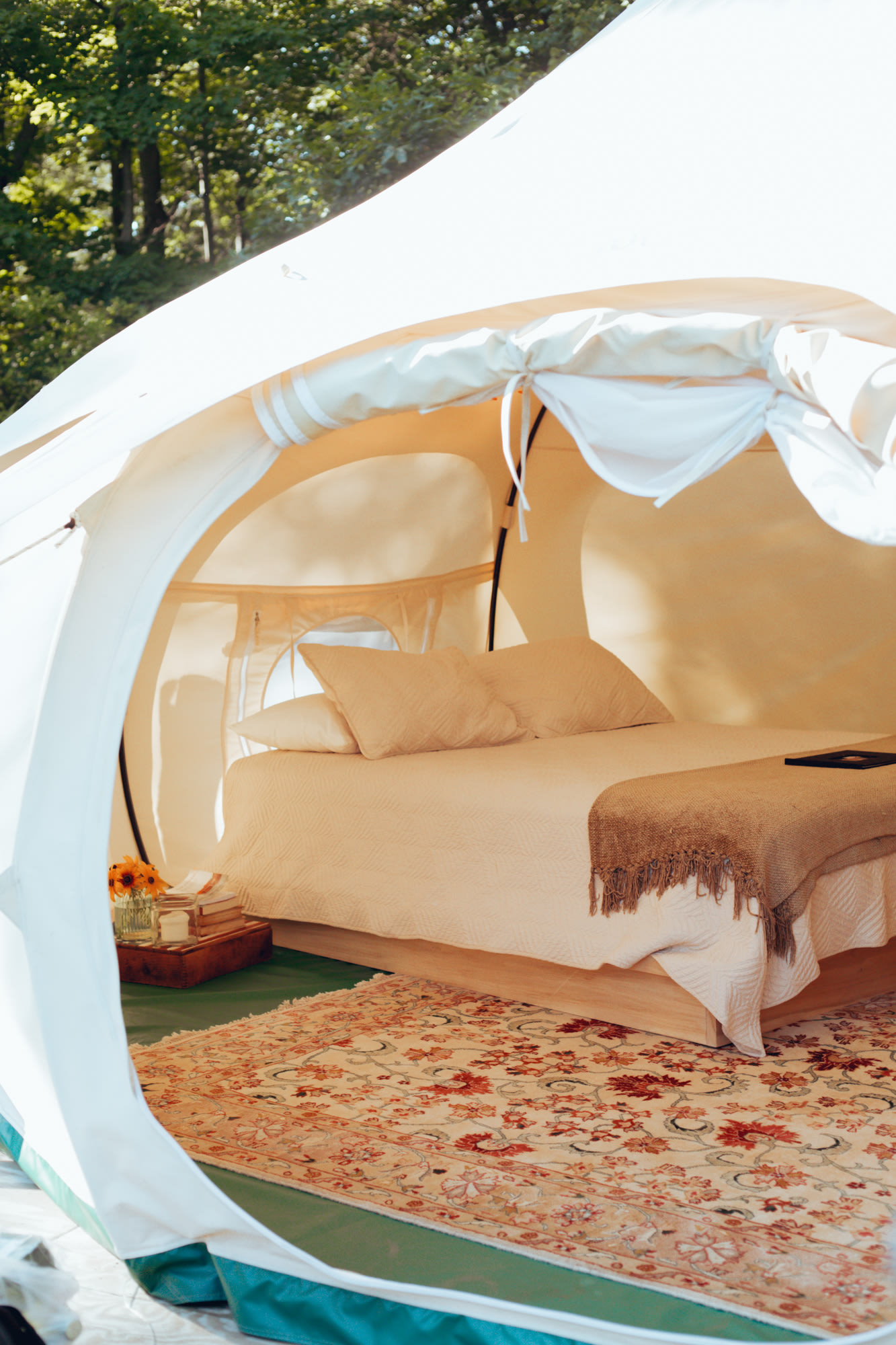 Light & Airy space to dream!