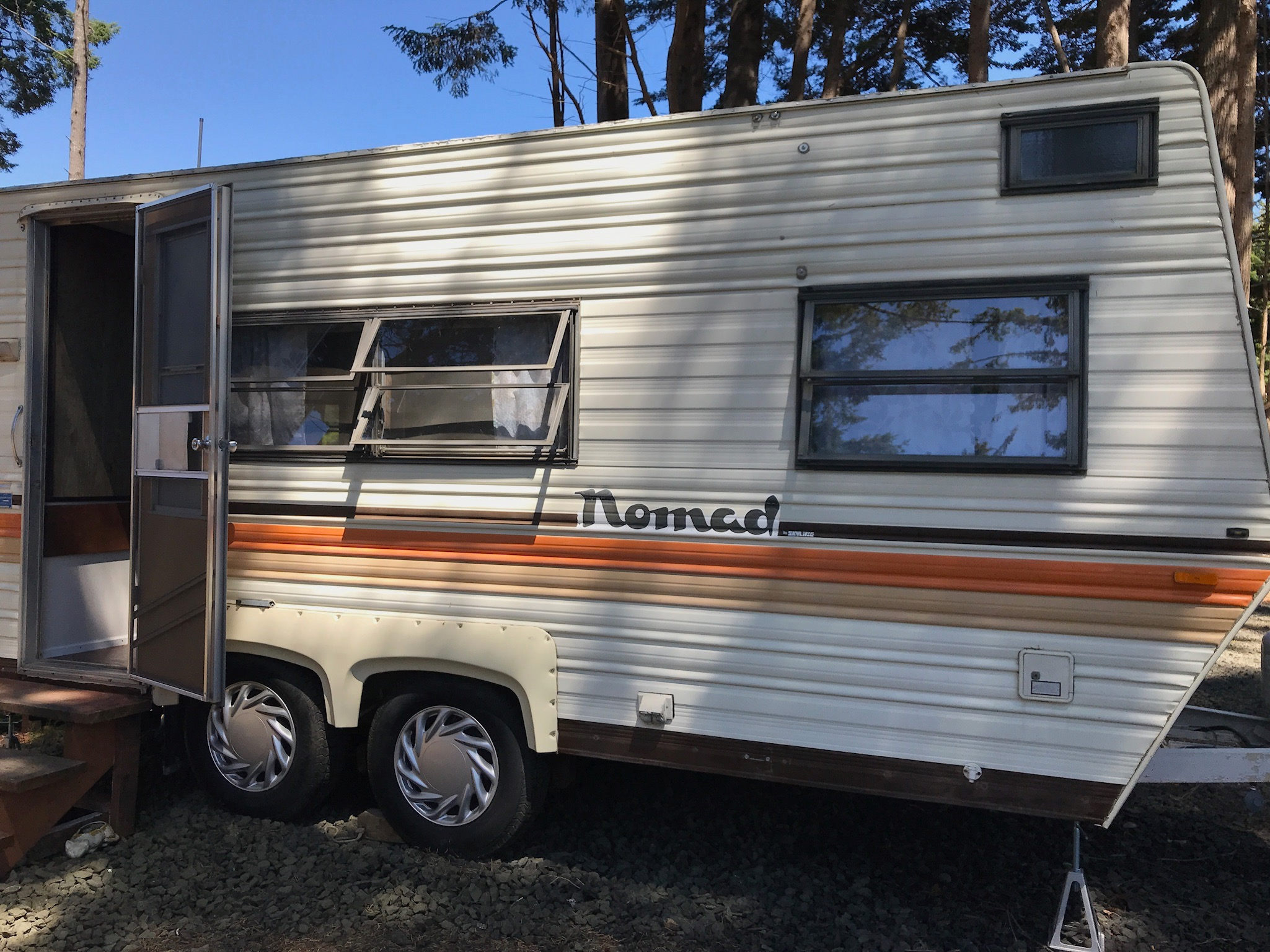 82' Nomad - a clean and cozy place to reconnect with nature 