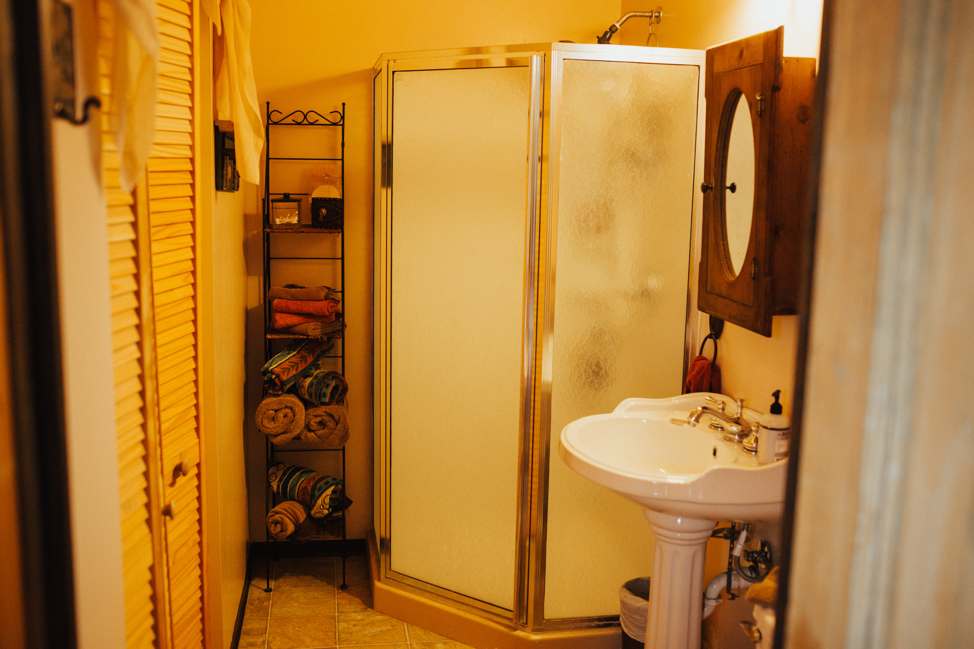 Peaceful Mountain Cabin