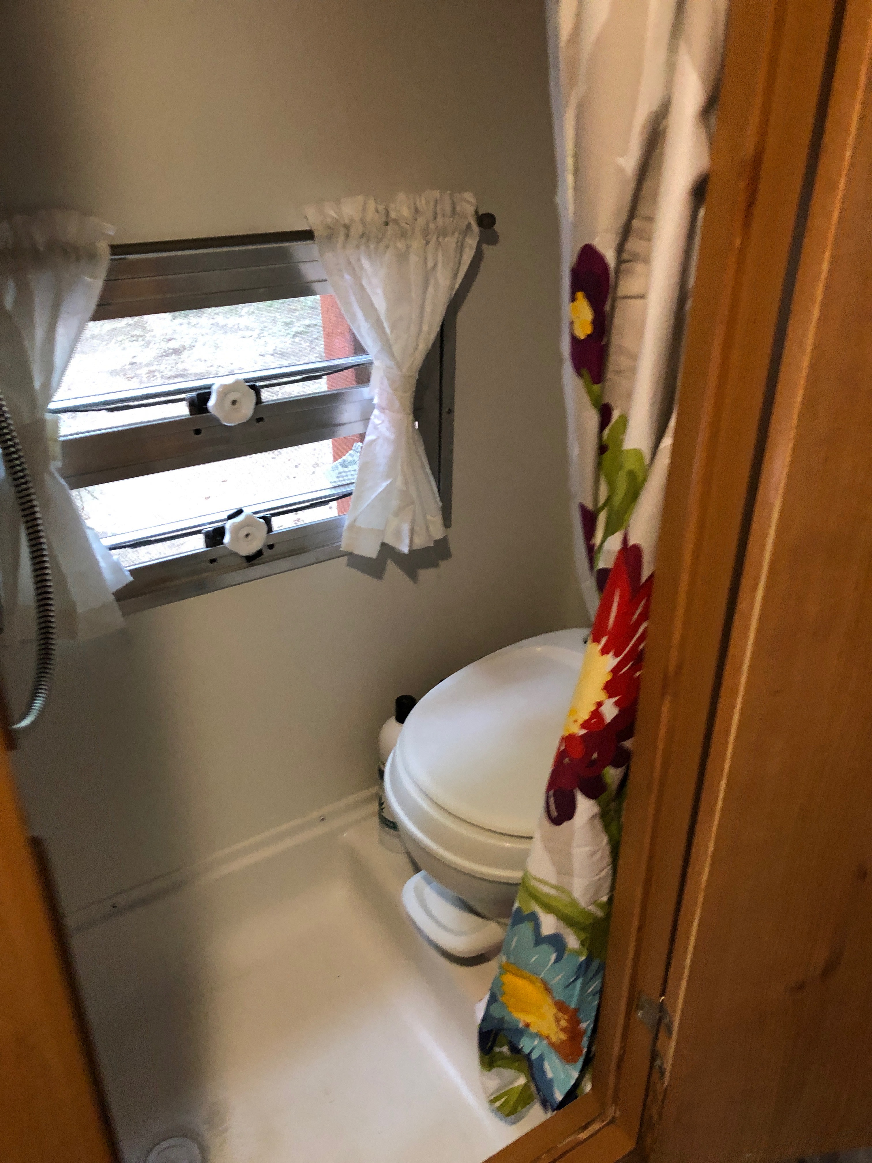Bathroom/Shower combo