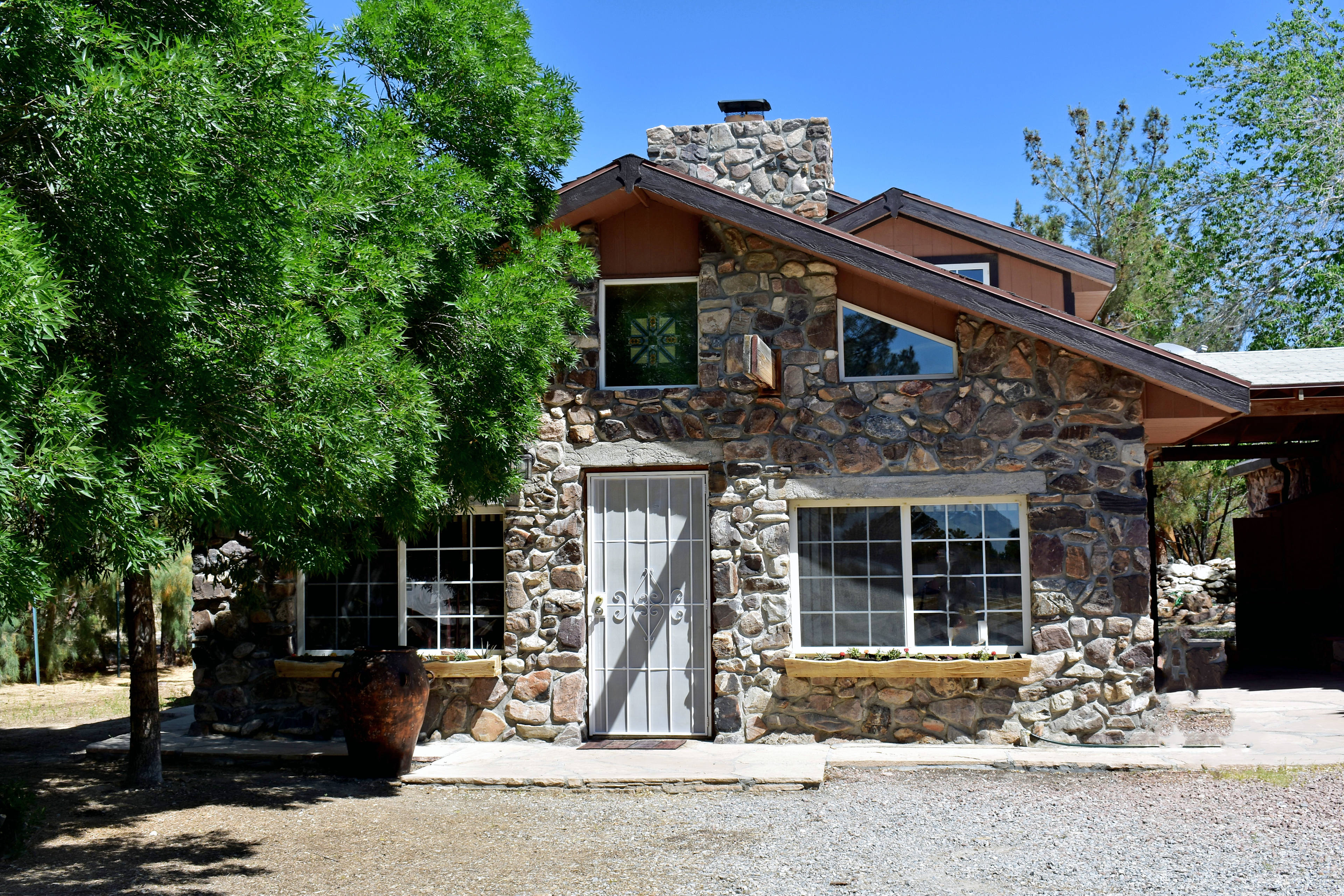 2 Bedroom Stone Cabin