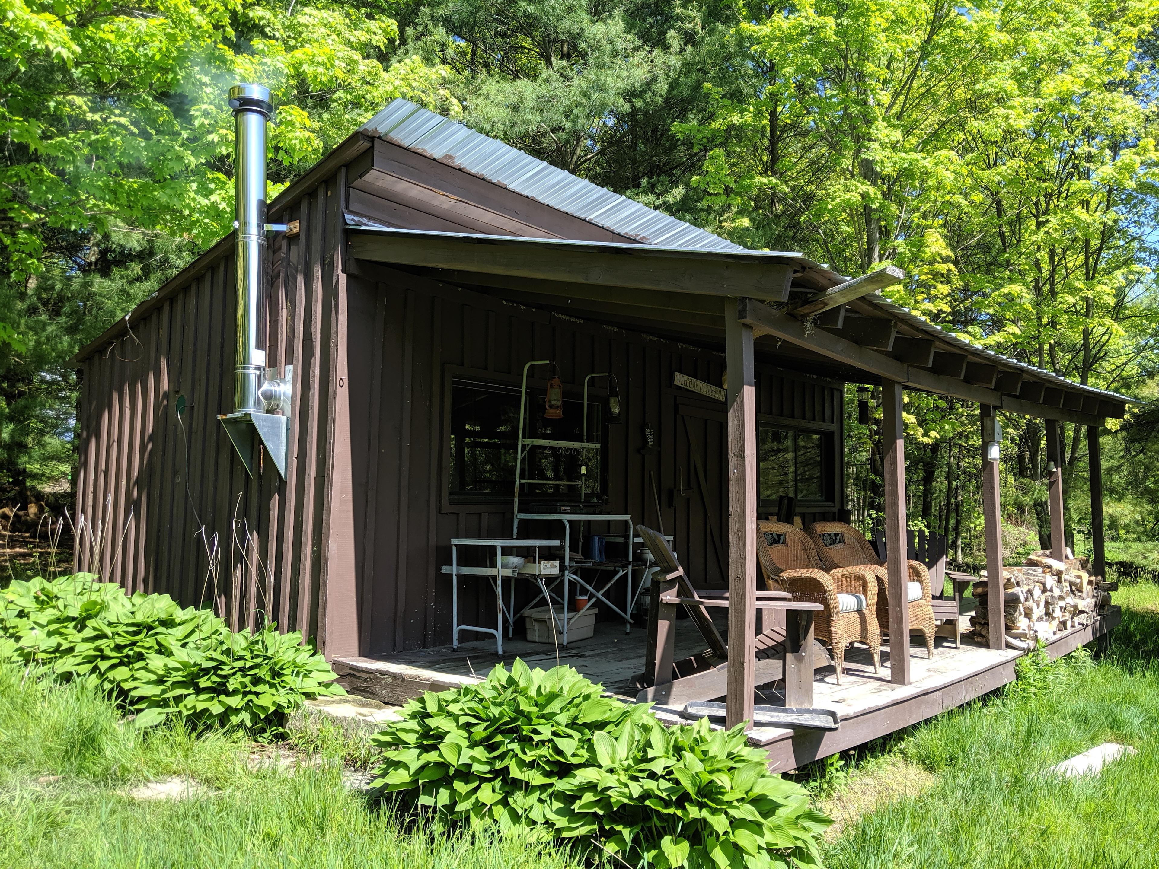 Rustic Reins-Off Grid Cabin