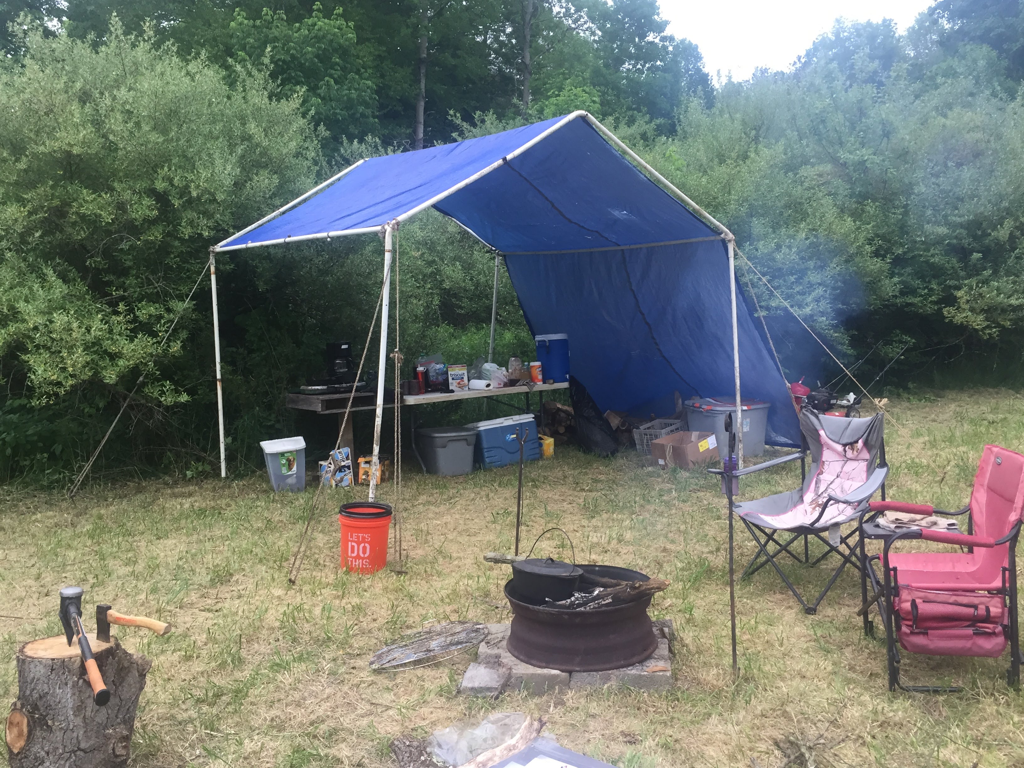 The "kitchen" offers a covered space to prep your meals, and keeps your fire wood dry.