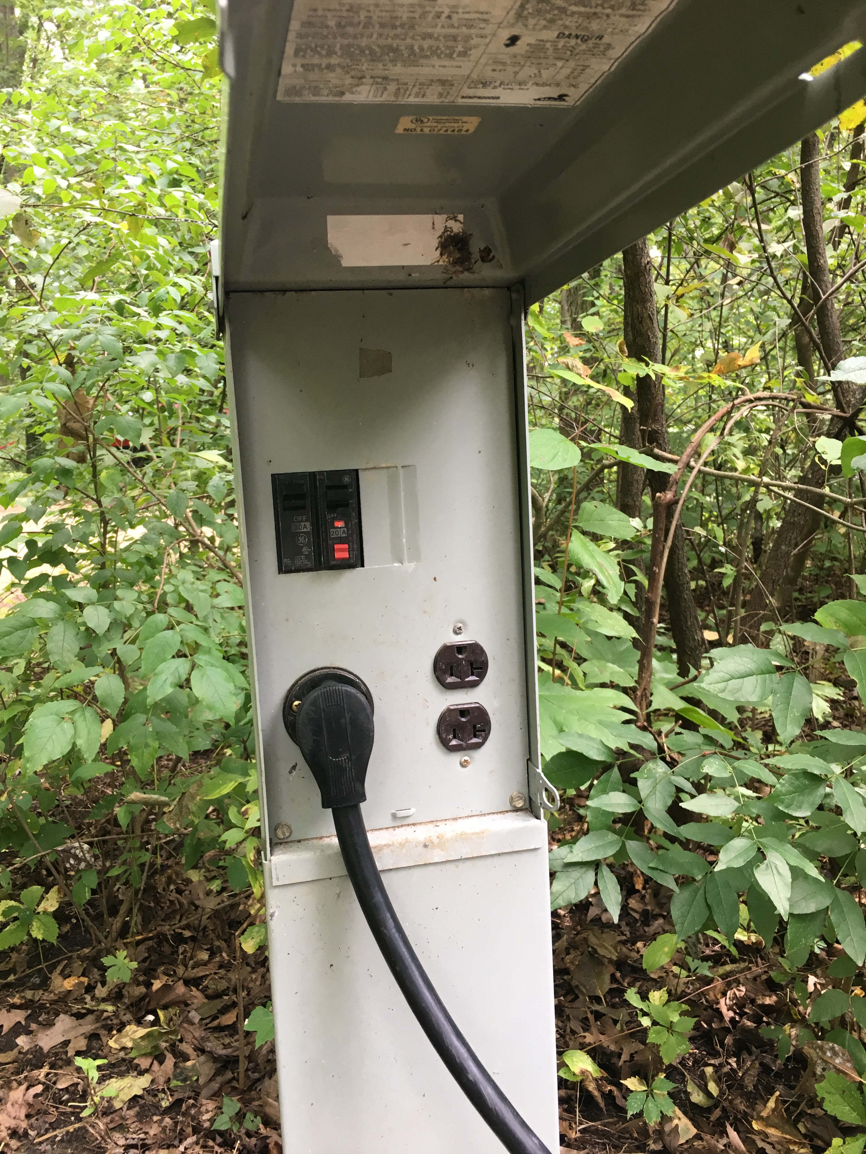 The power outlet was in good shape.