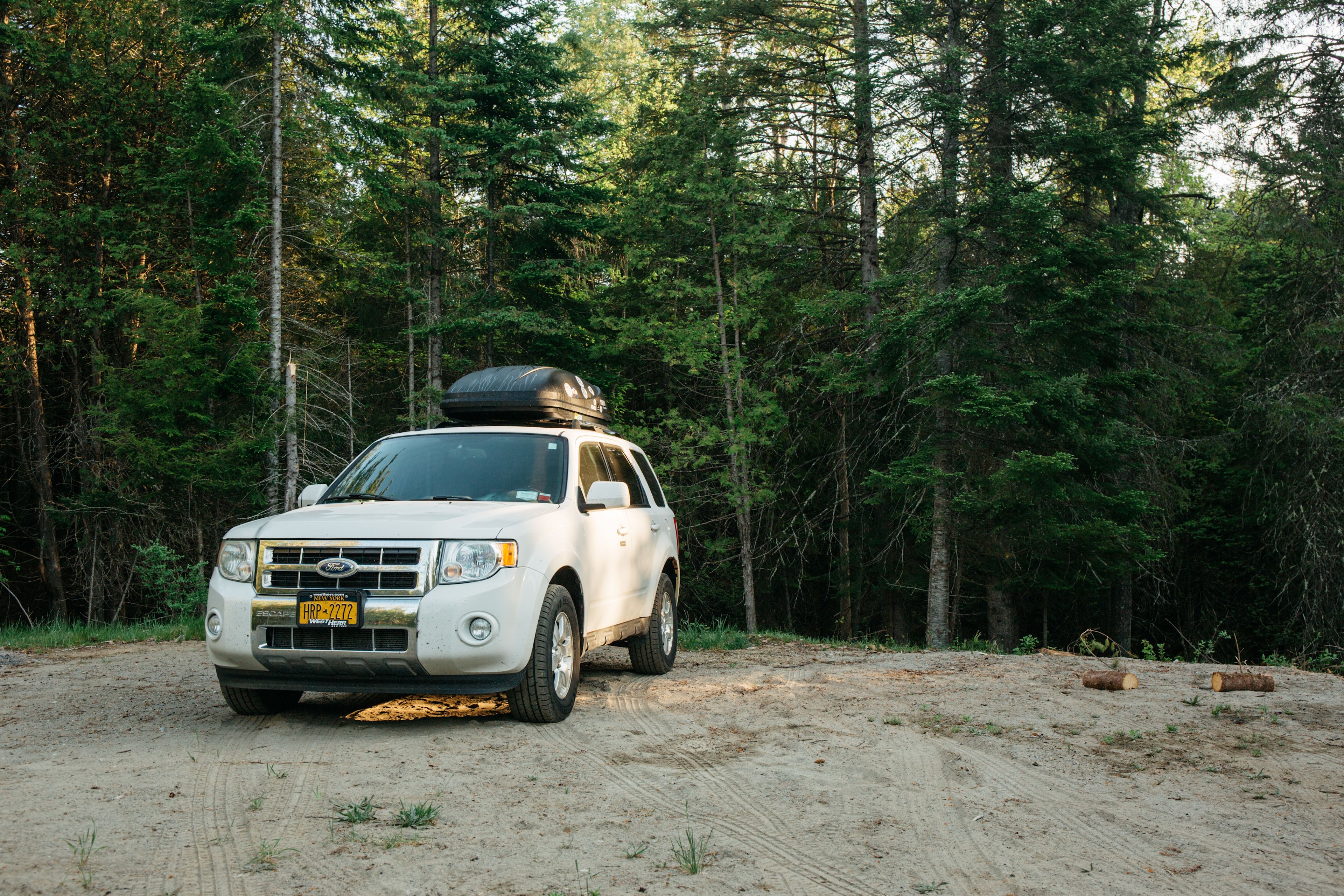 Sand and loose stone parking lot, so bare footing on the property is no problem. 