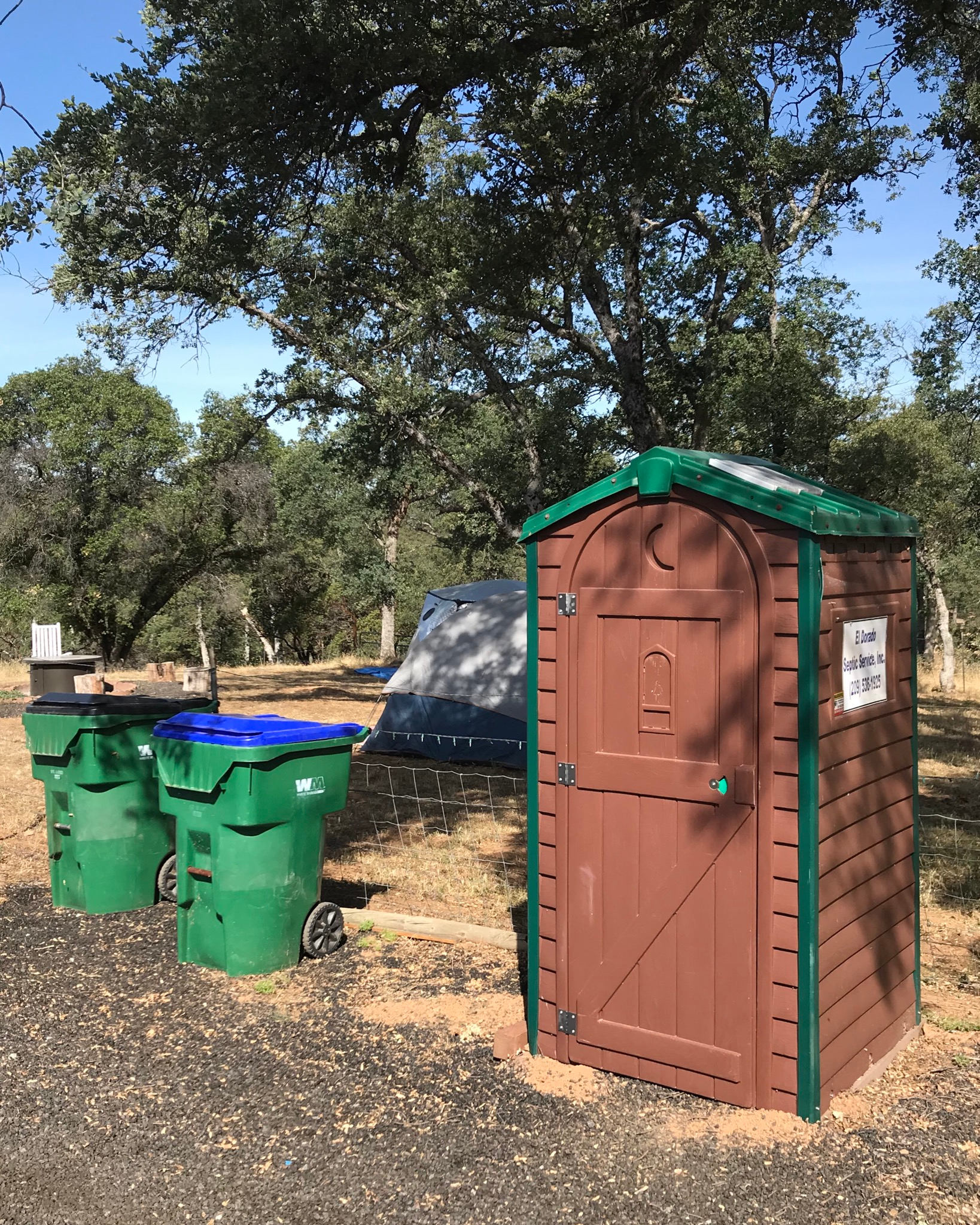 Very clean porta-potty