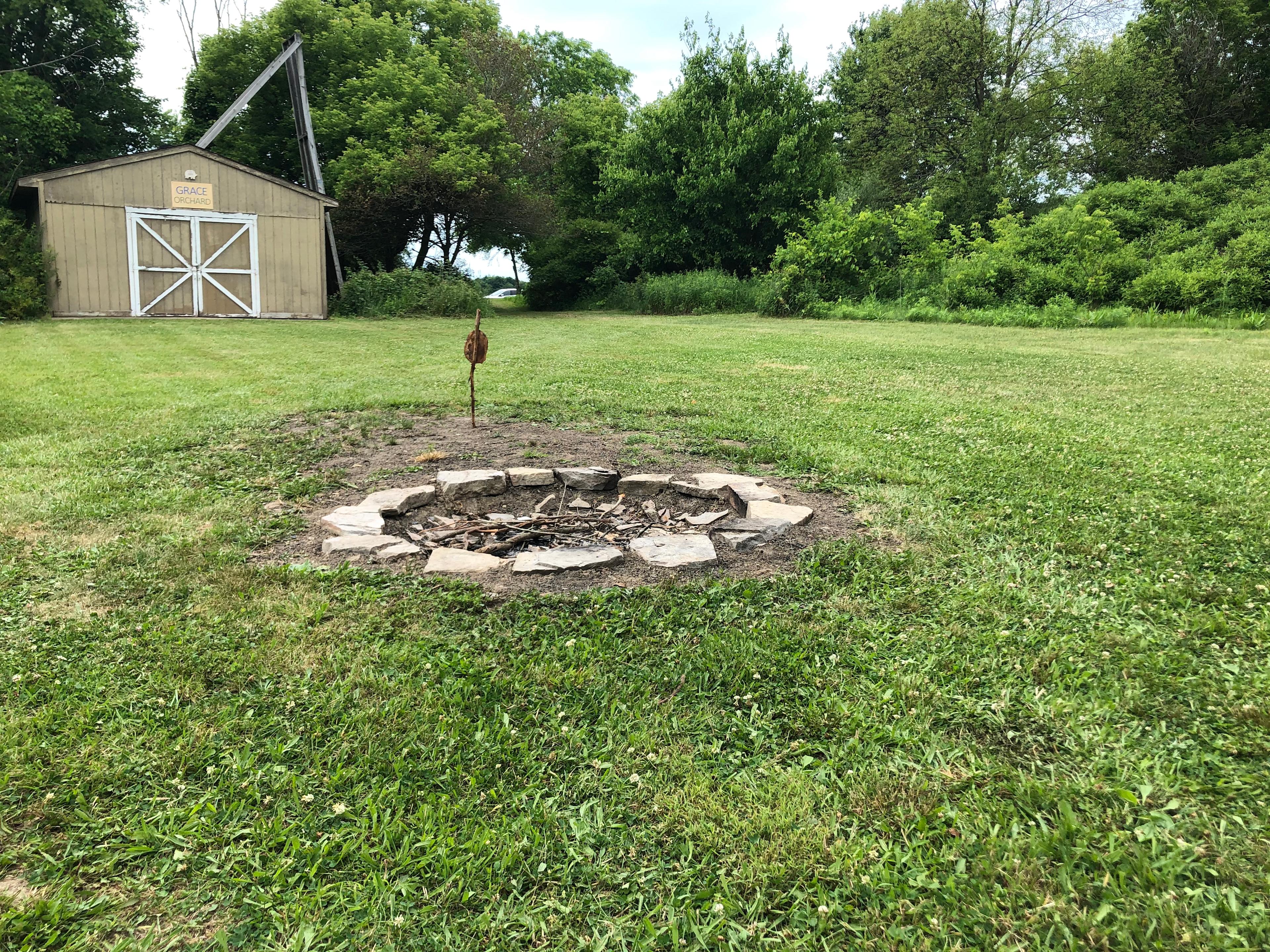 S1 has a larger fire pit. 