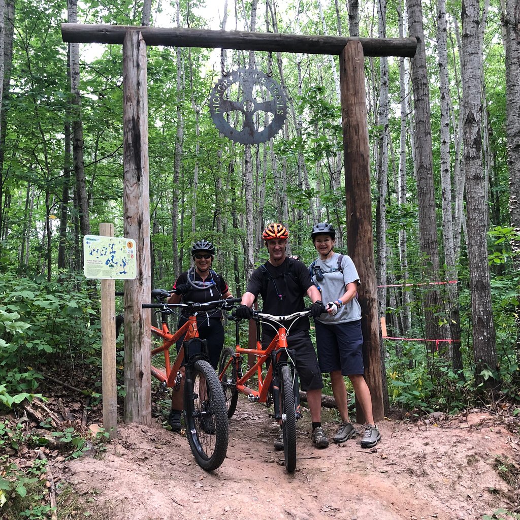 Off-road biking, Hickory Ridge