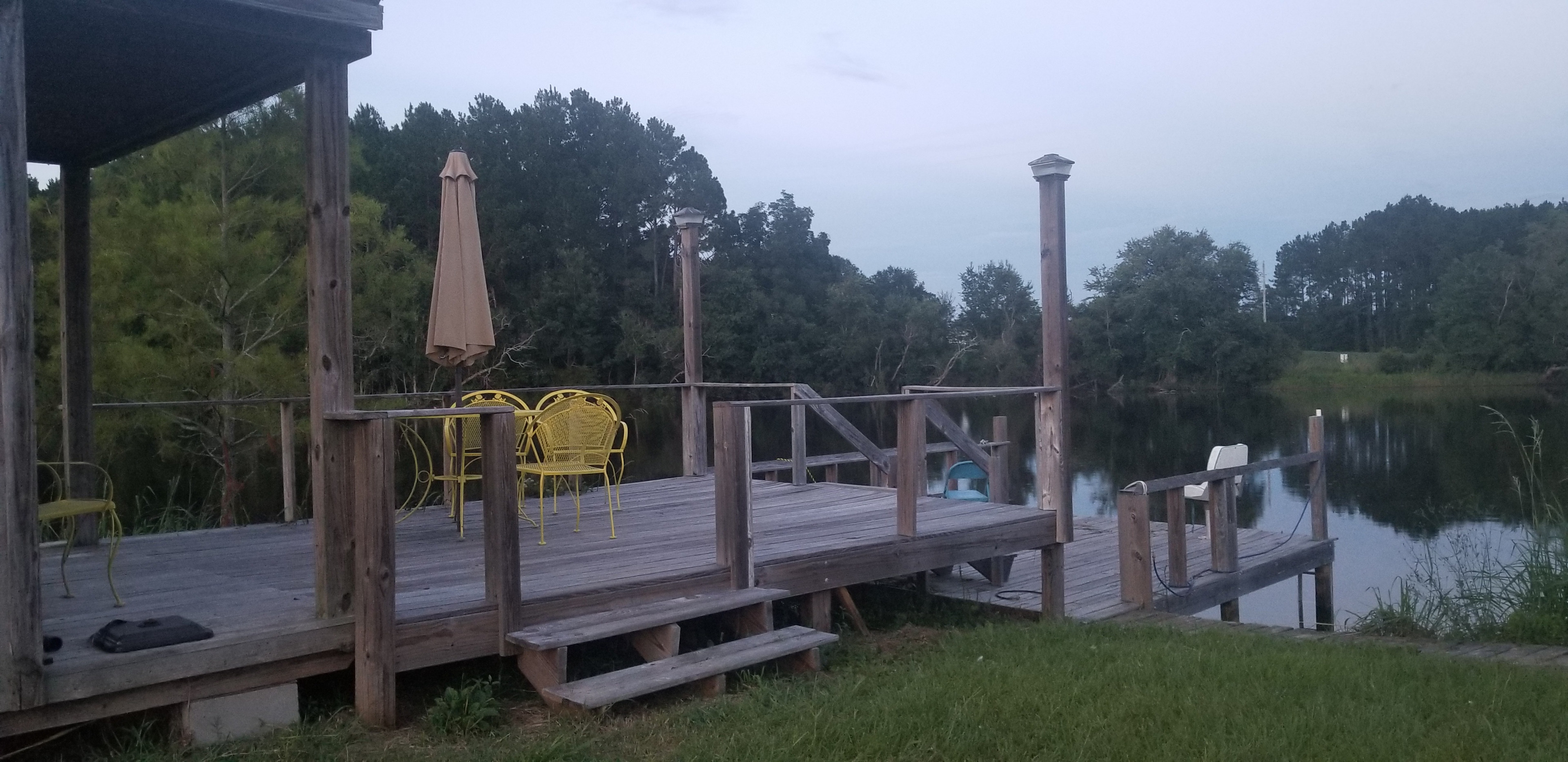 Top dock