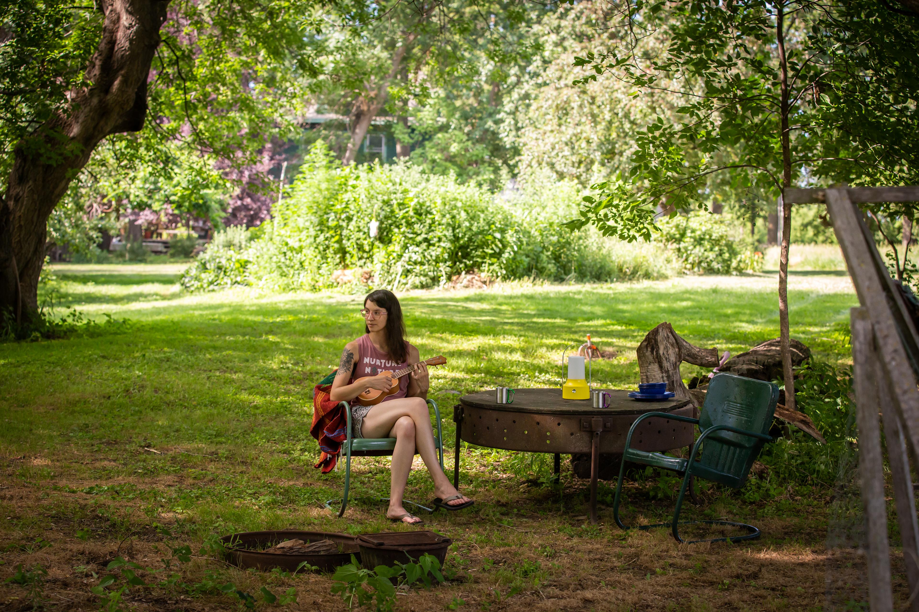 While Moonstone is indeed a working farm, it isn't loud or busy. There are plenty of quiet spots to relax, read, or play a little music. 