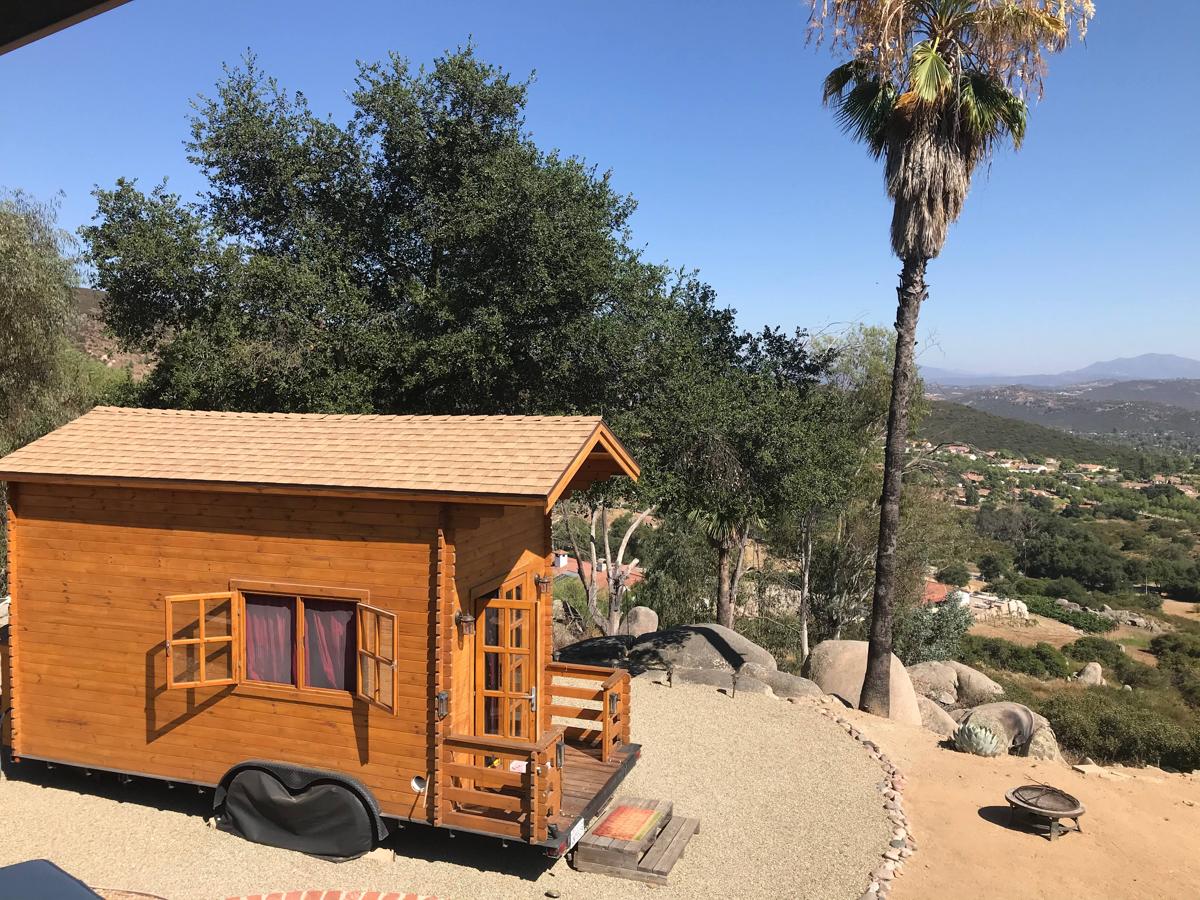 Ramona Wine Country Tiny Cabin