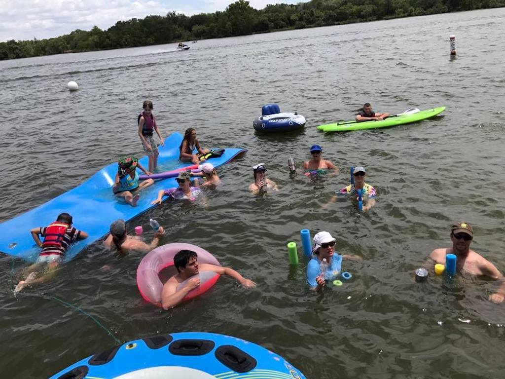 Plenty of lakefront area for swimming and floating