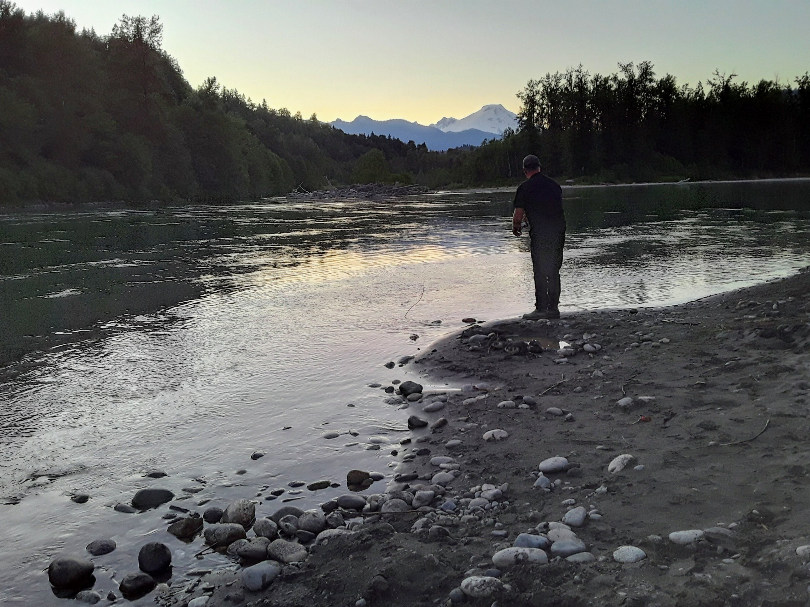 Skagit river fishing access