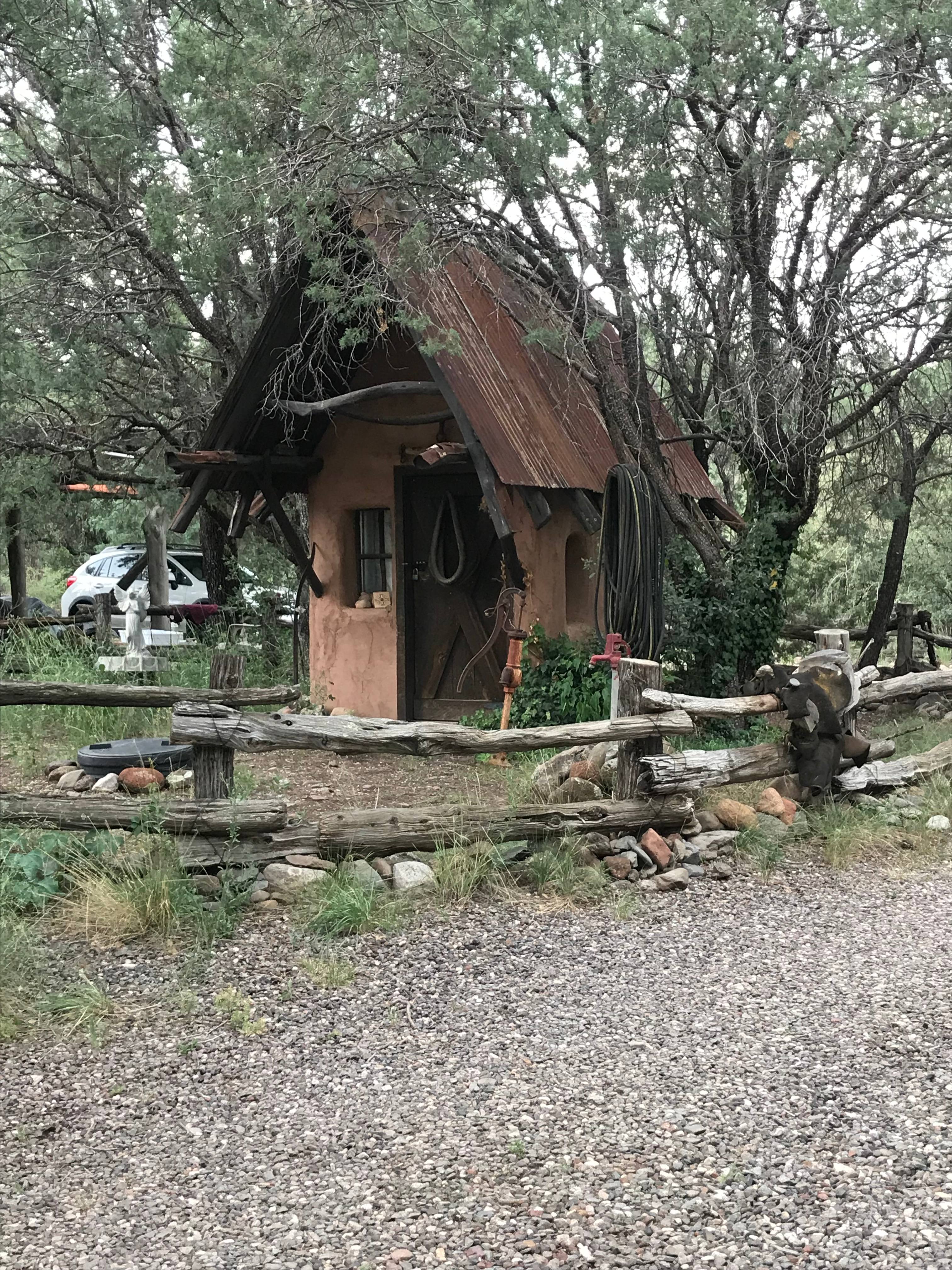 Casita on Sapillo Creek Escape