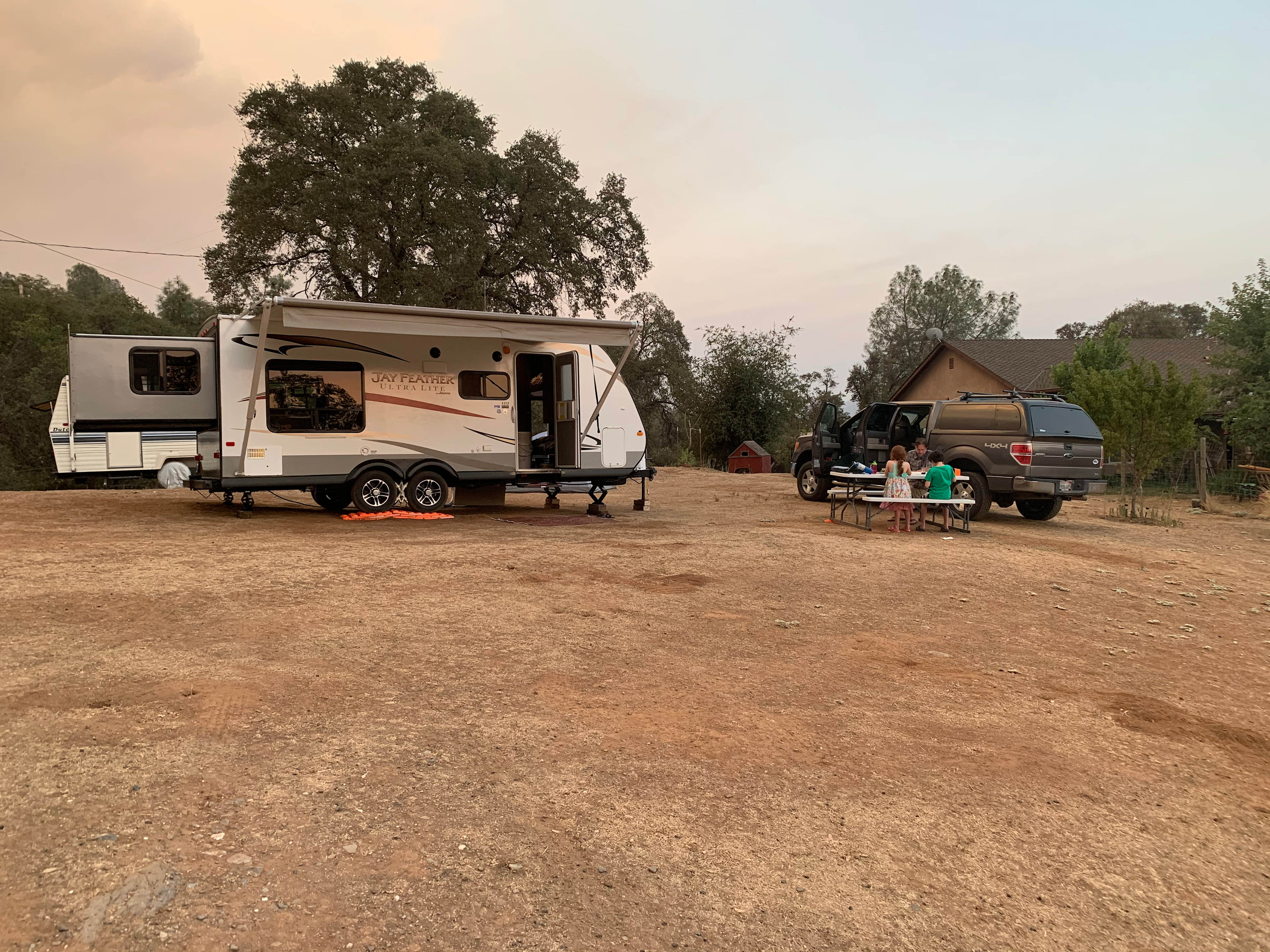 Mommapeggs Getaway in the Sierra