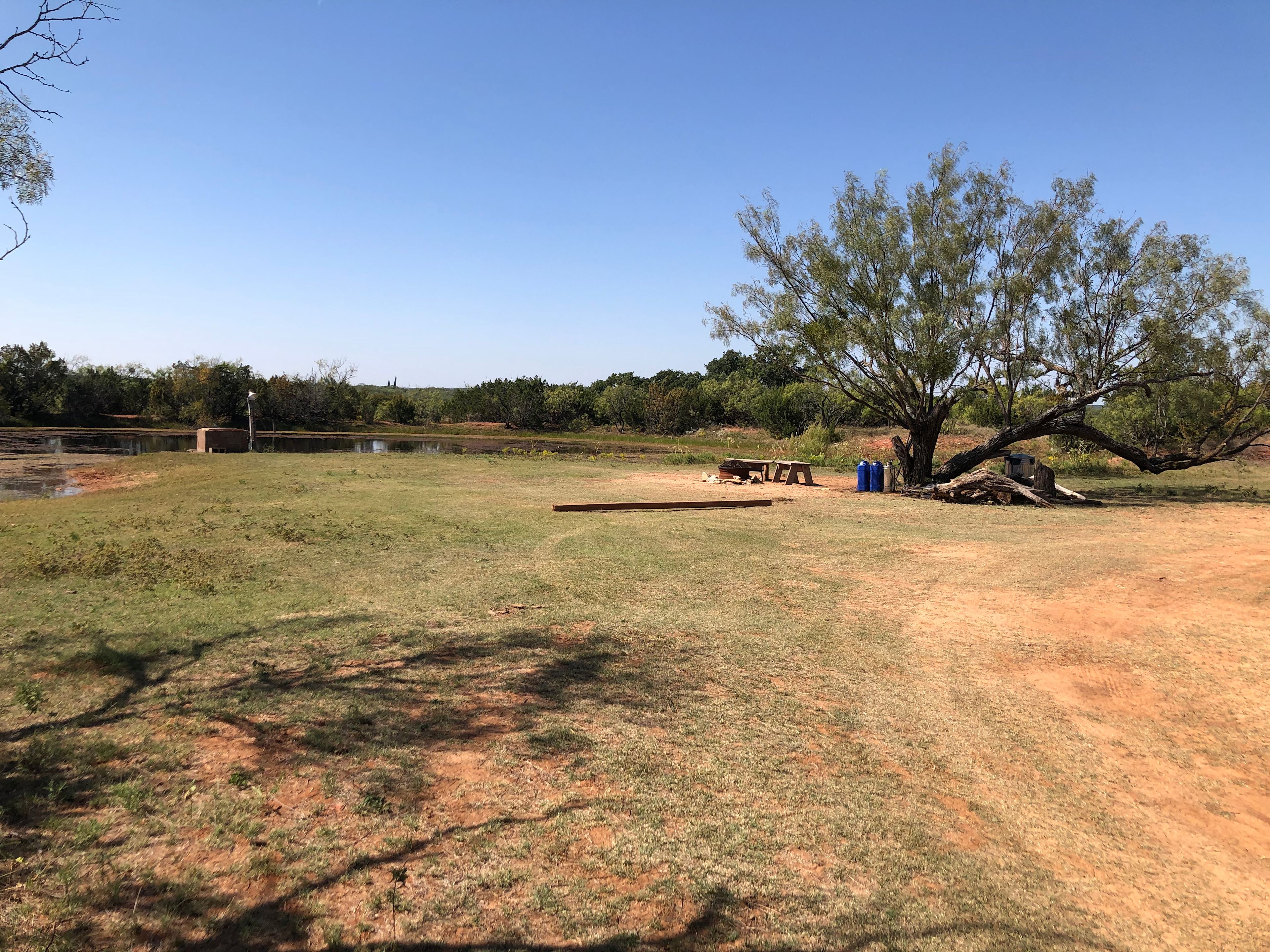 The site. It’s quite, but full of life, fish jumping, cows mooing and coyotes howling. It’s peaceful and remote! 
