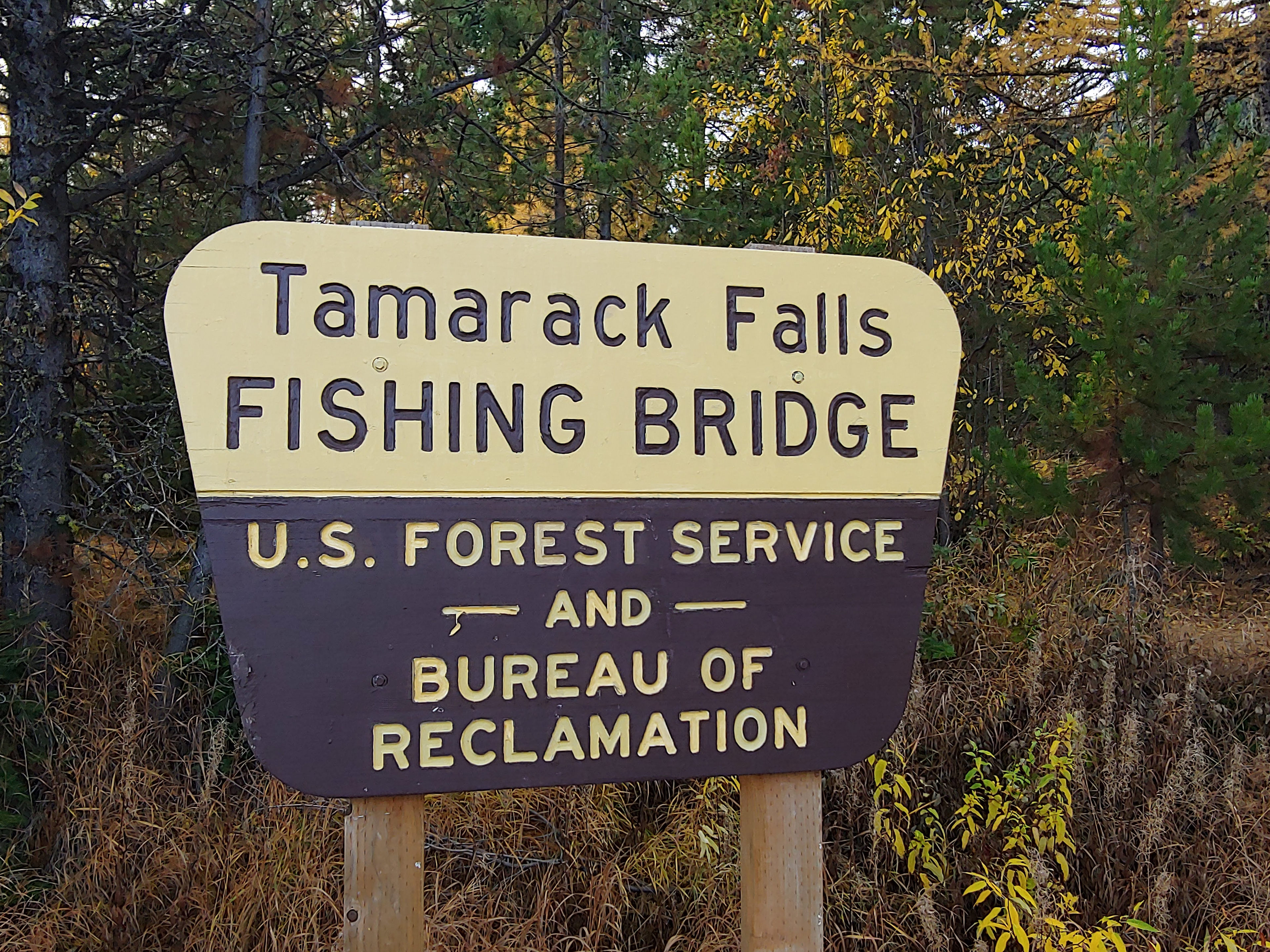 Fishing Bridge Park where guests have free access to Lake Cascade.