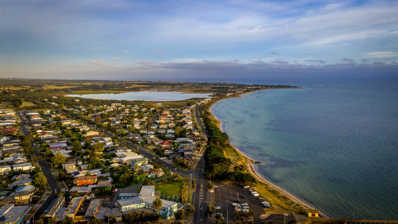 Shacks at Kardella Park