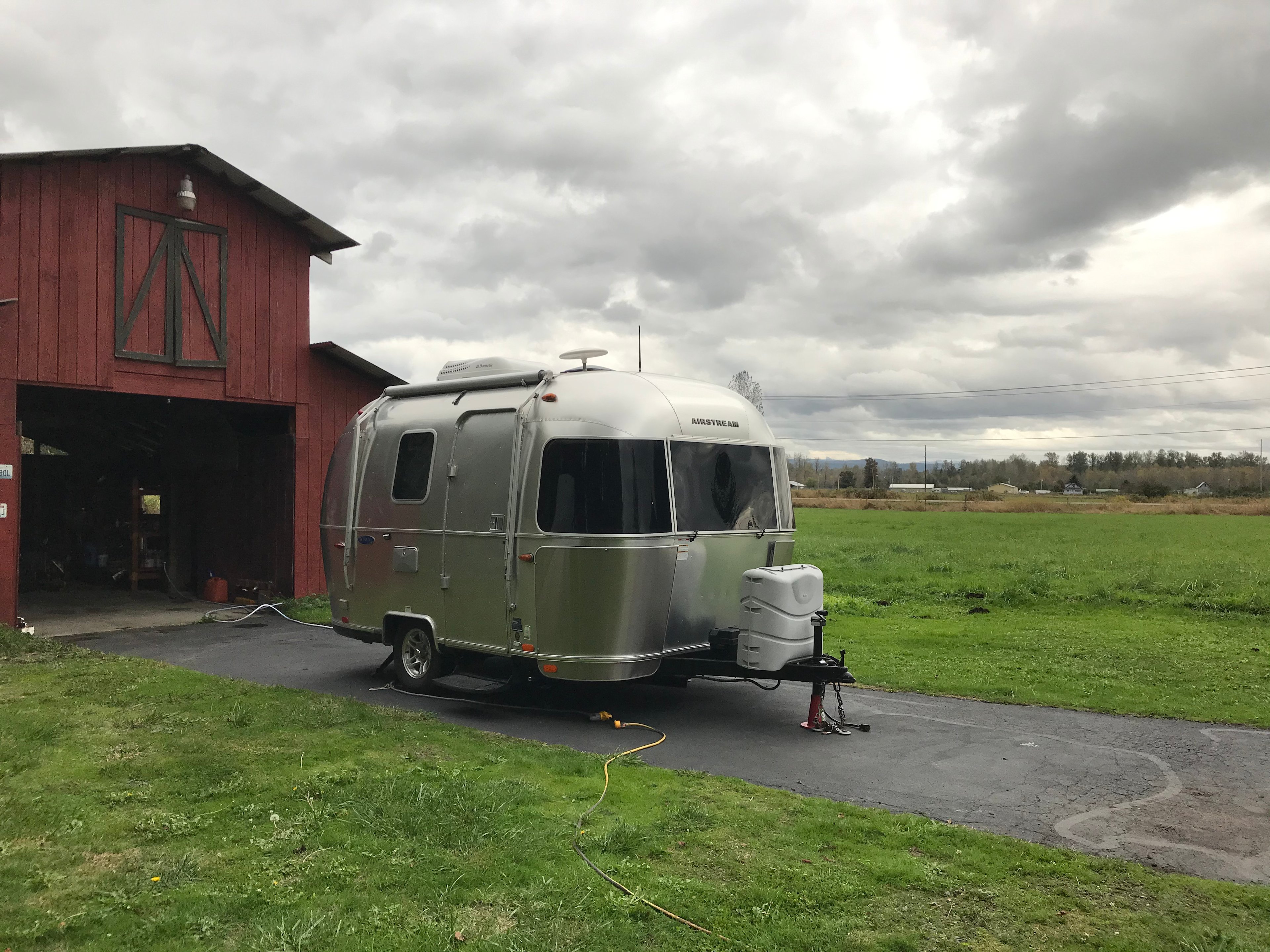 flying pig camp 1 hr to Rainier!