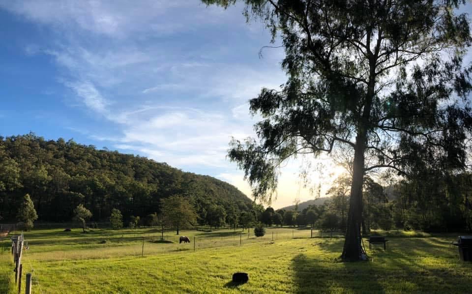 "DeView" Colo River Valley Camping