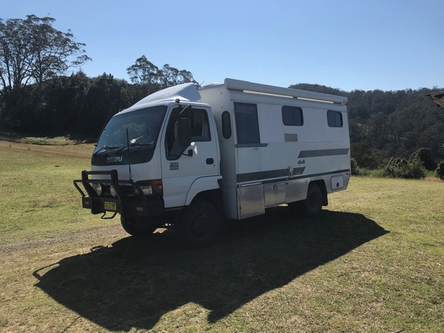 Caravans and trailers, RV's all welcome at this spot!  NOTE: off grid.