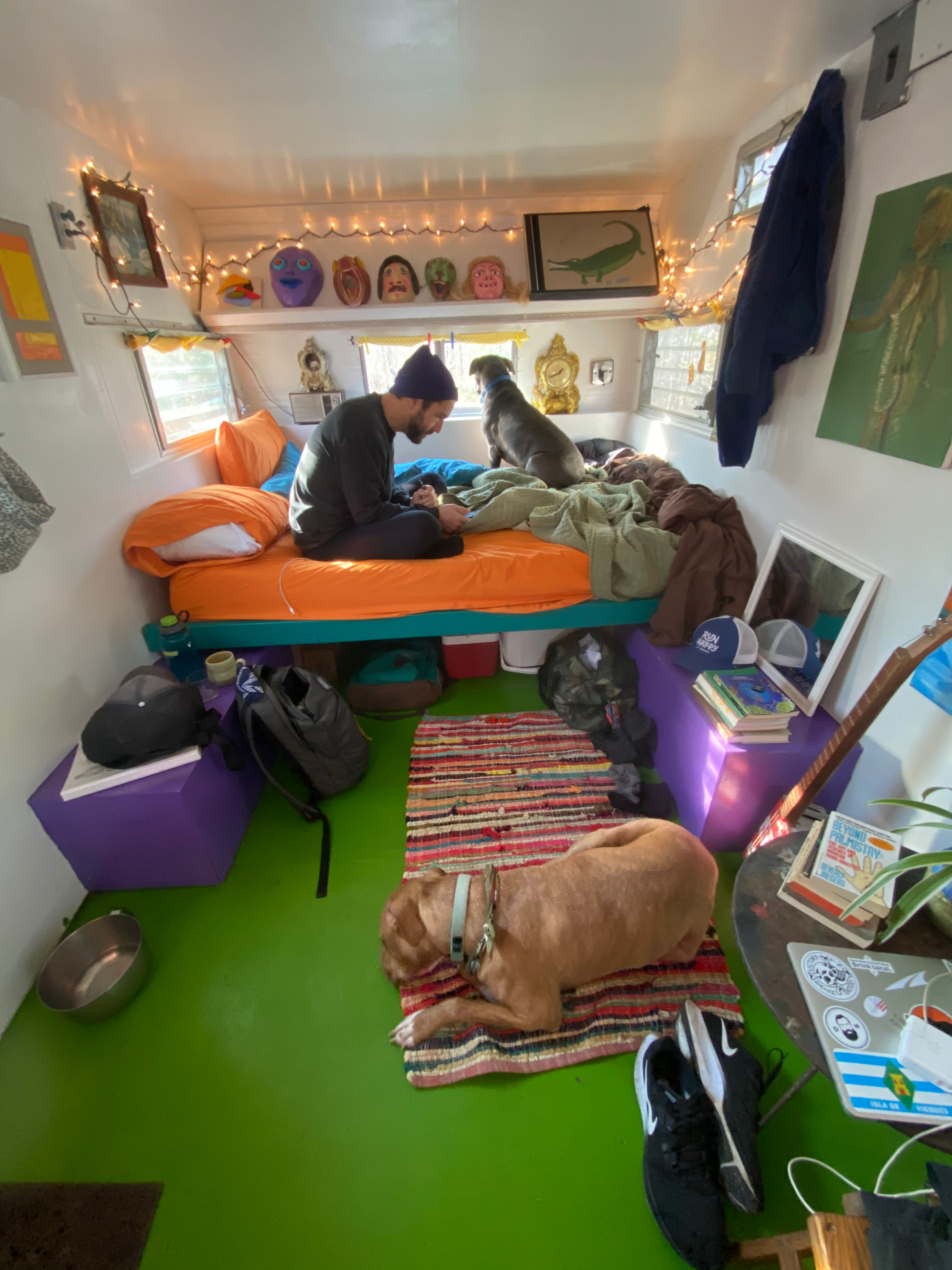 Breakfast coffee in bed 