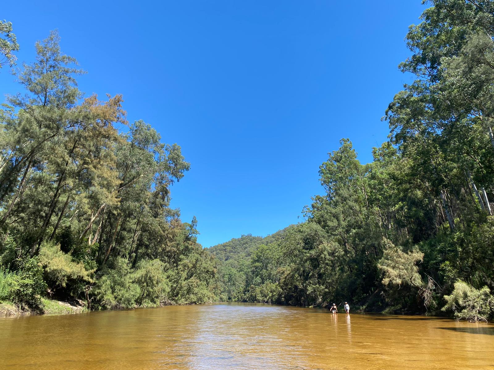 "DeView" Colo River Camping