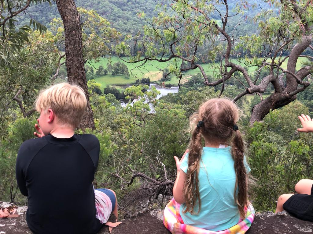 "DeView" Colo River Camping