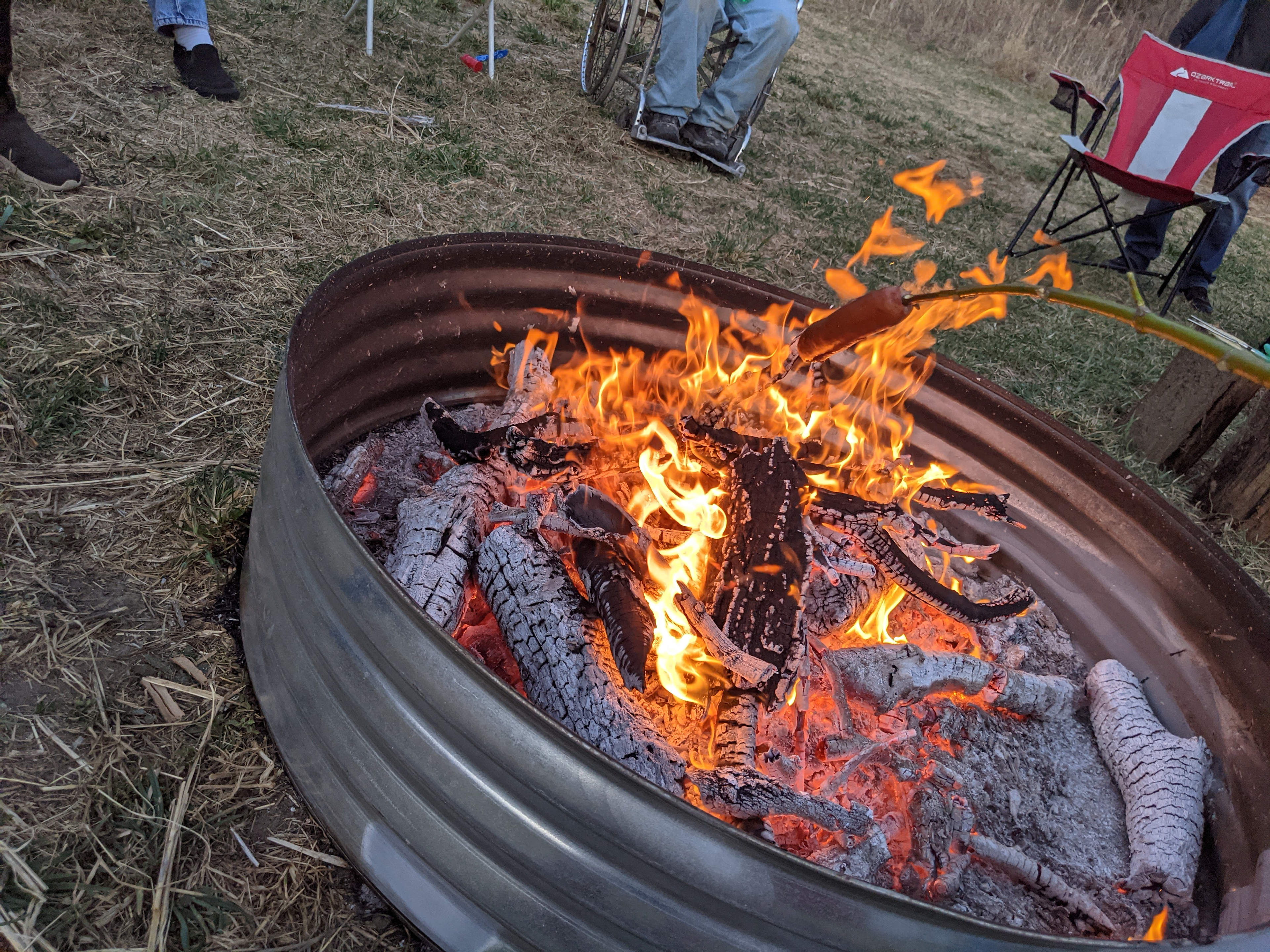 Nothing beats an evening with friends around a fire!