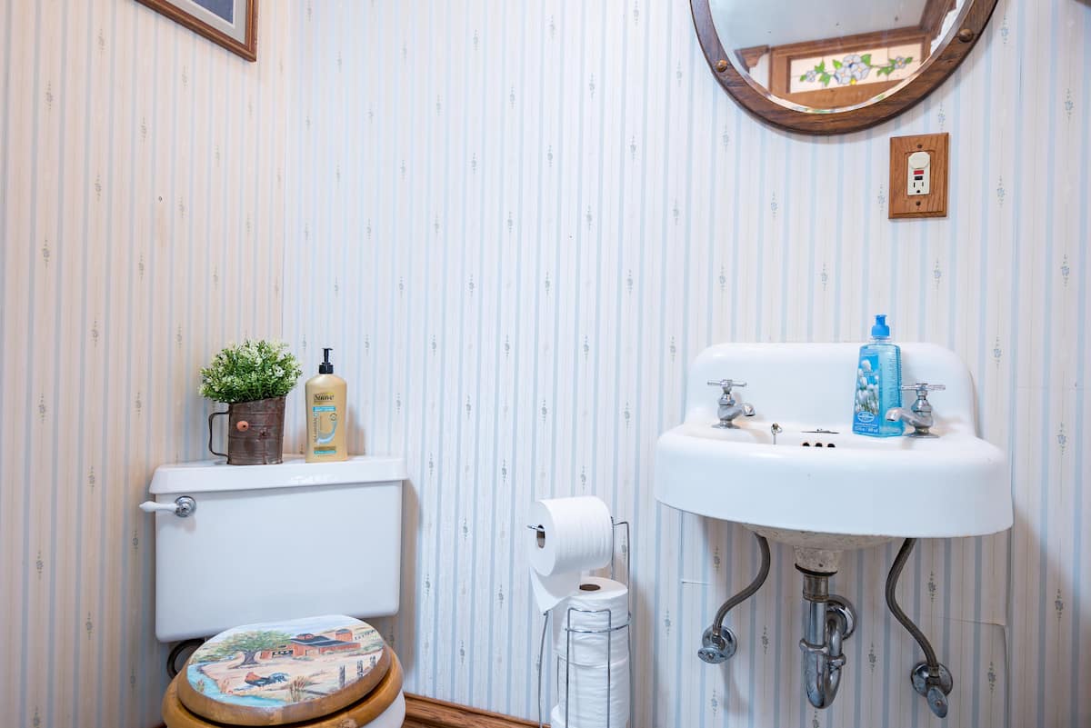 The bathhouse is beautiful.