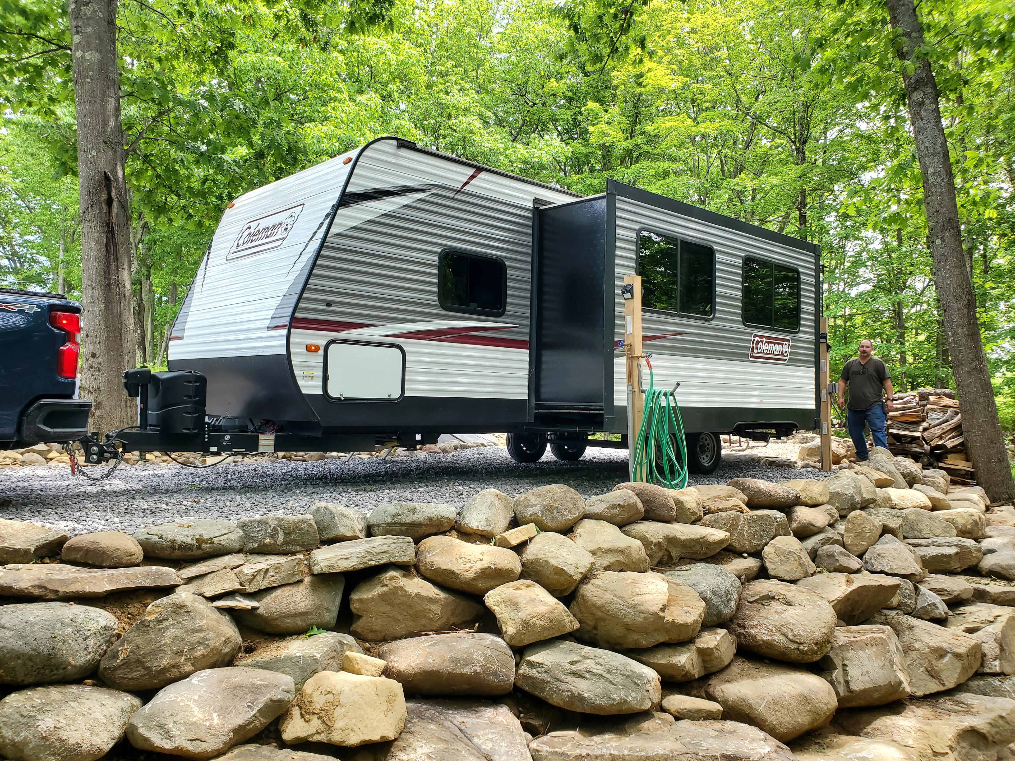 30' Travel Trailer - 1 bump out