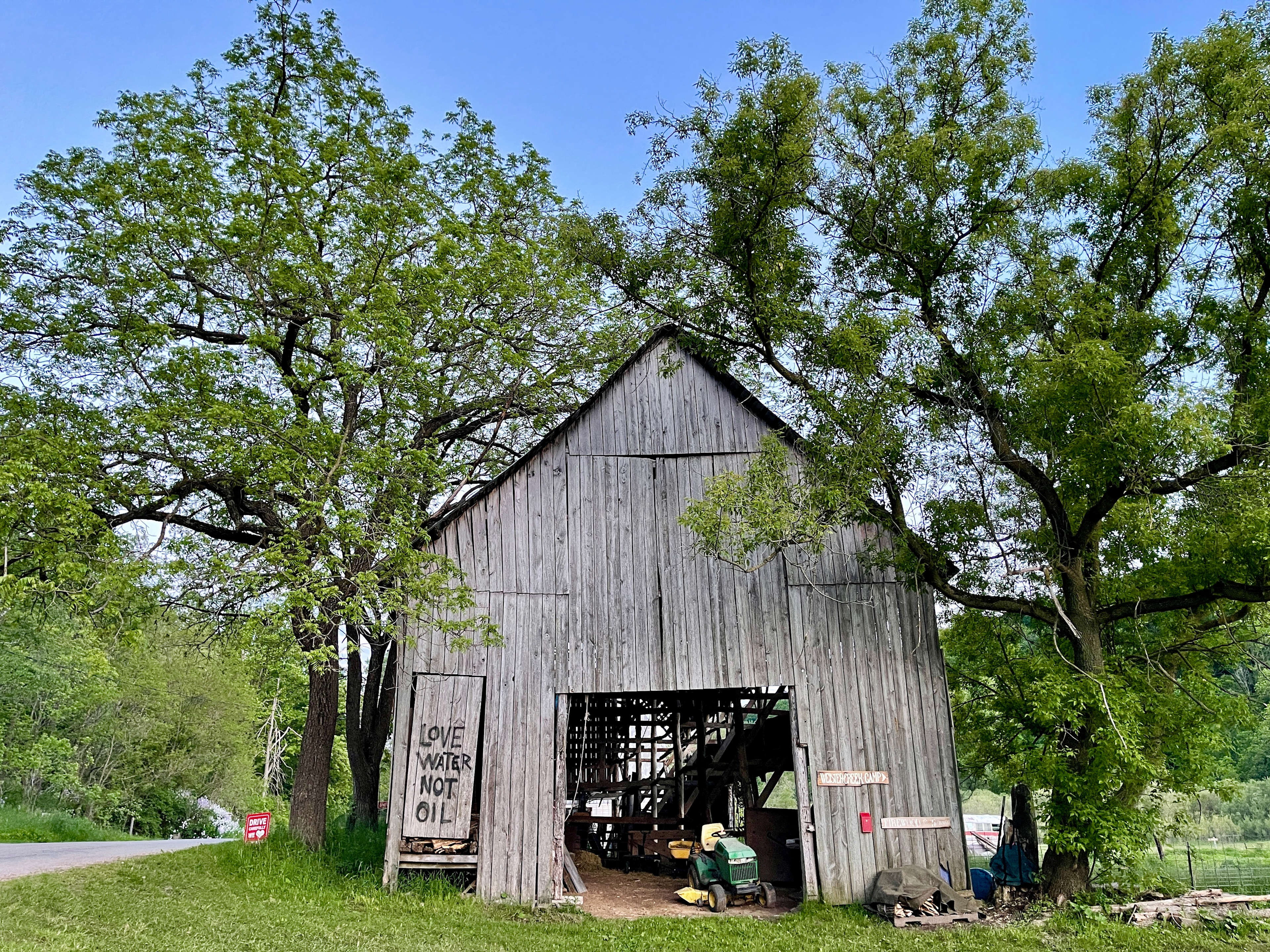 The tobacco barn. You'll see this when you arrive!