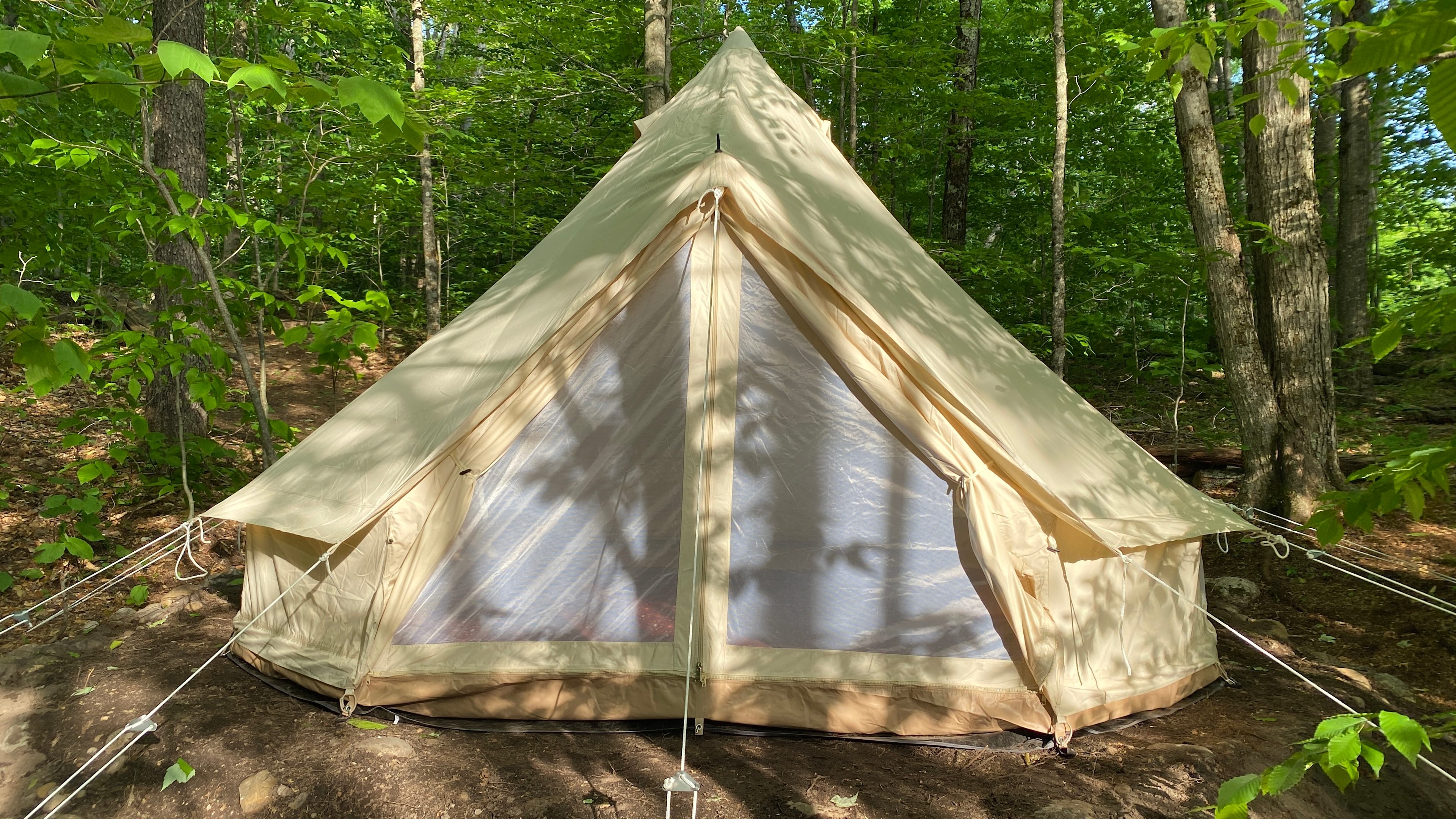 Mountain glamp & 2 private lakes