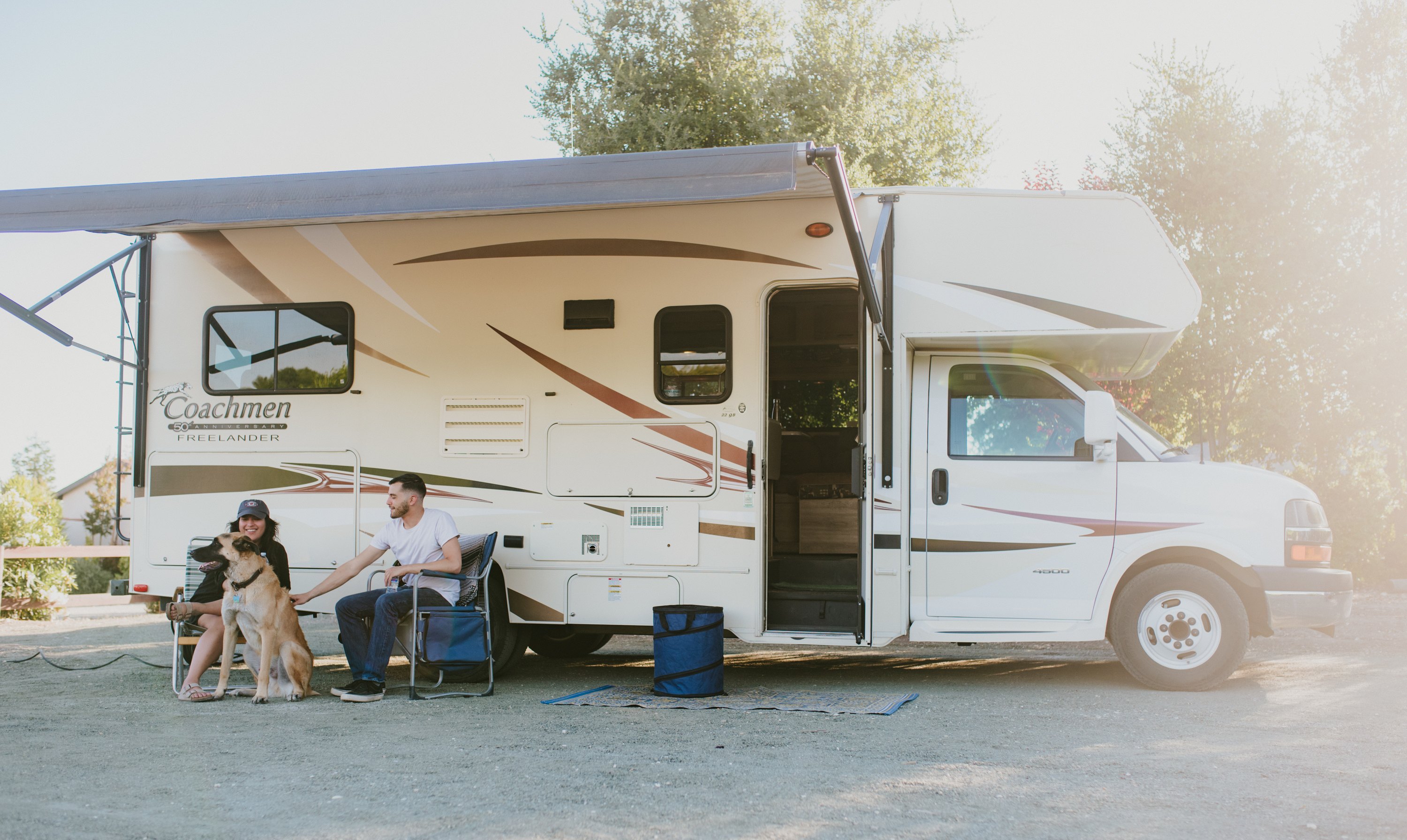 Temple-tin, RV Corral