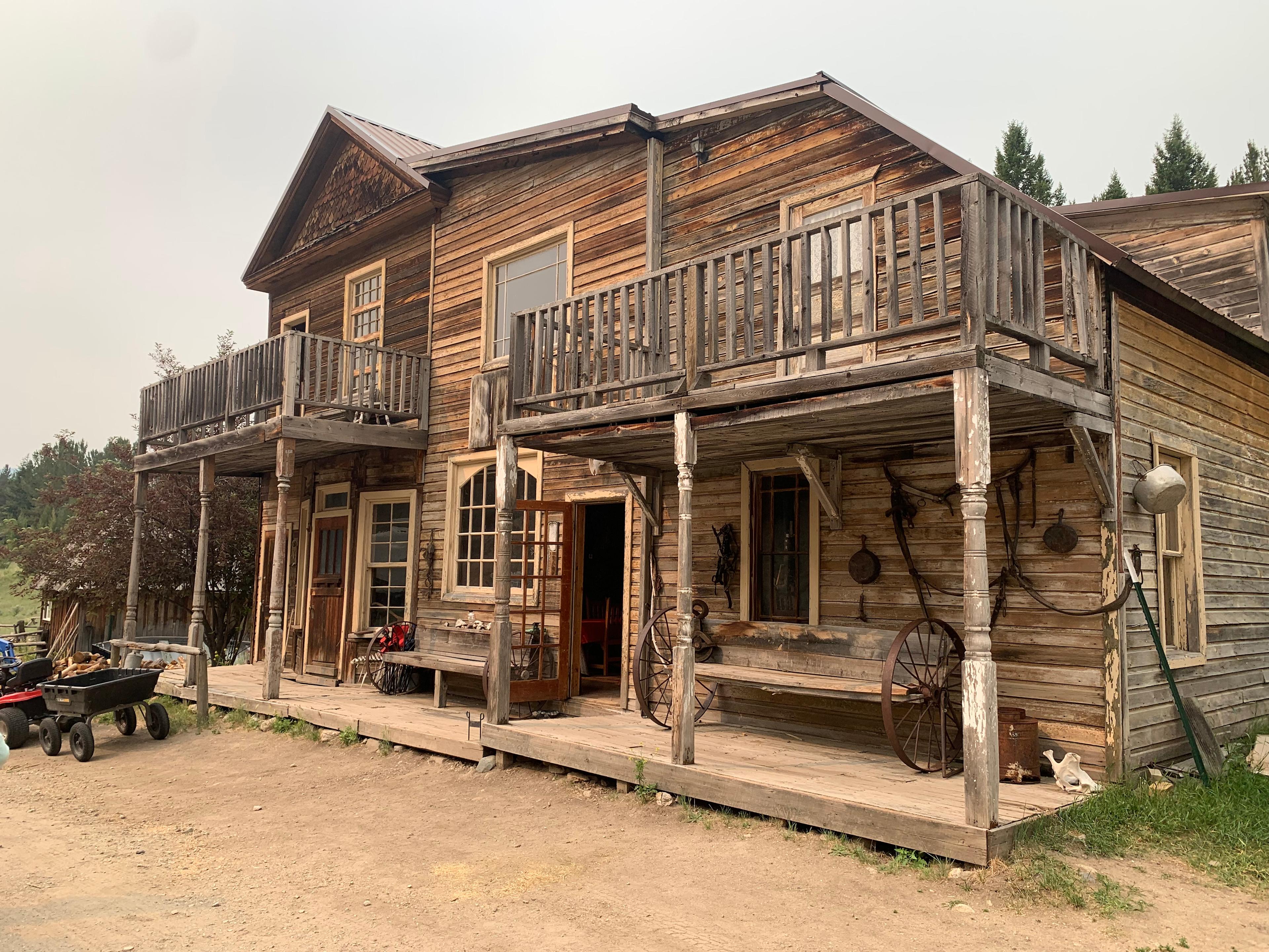 Gunslinger Gulch Ghost Town