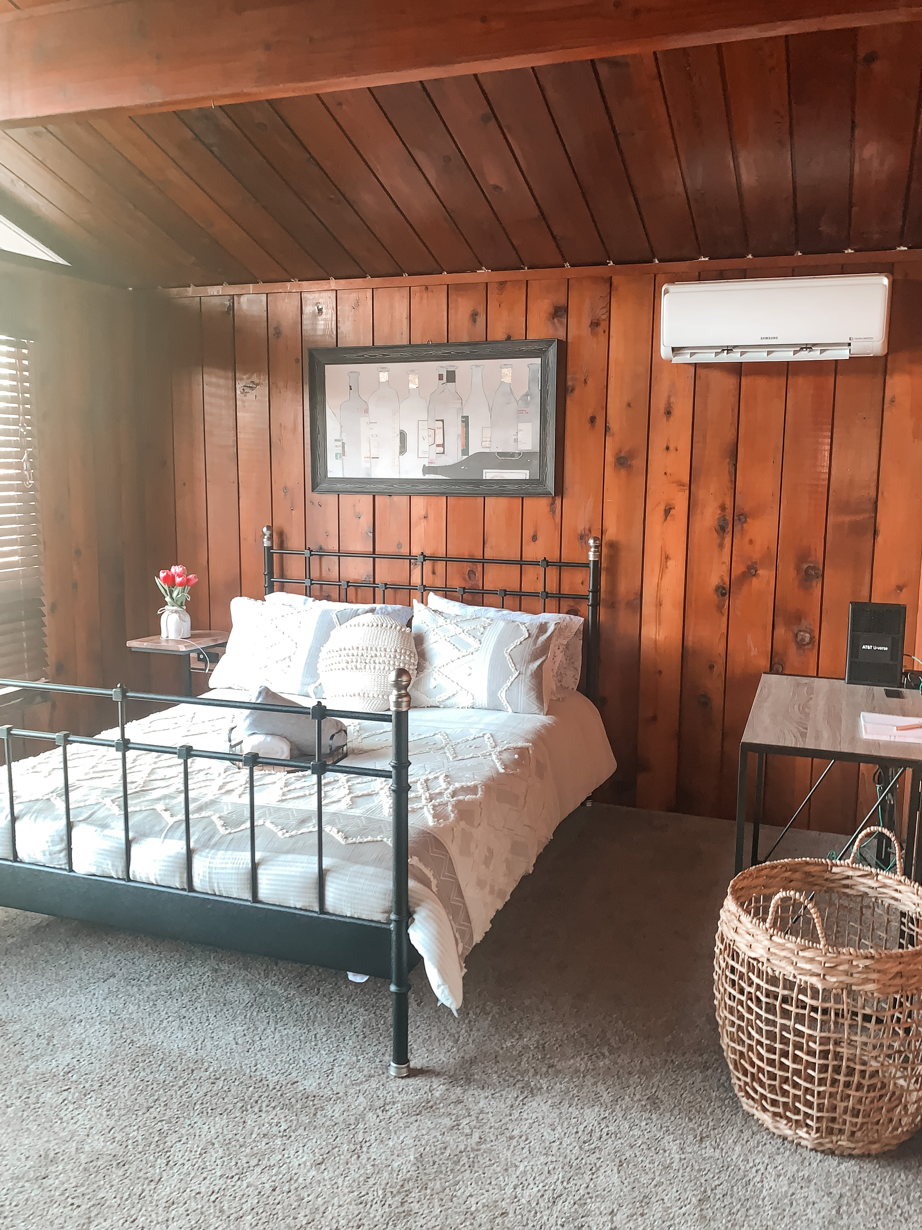 The Vine Cabin @ Barrel Creek Farm
