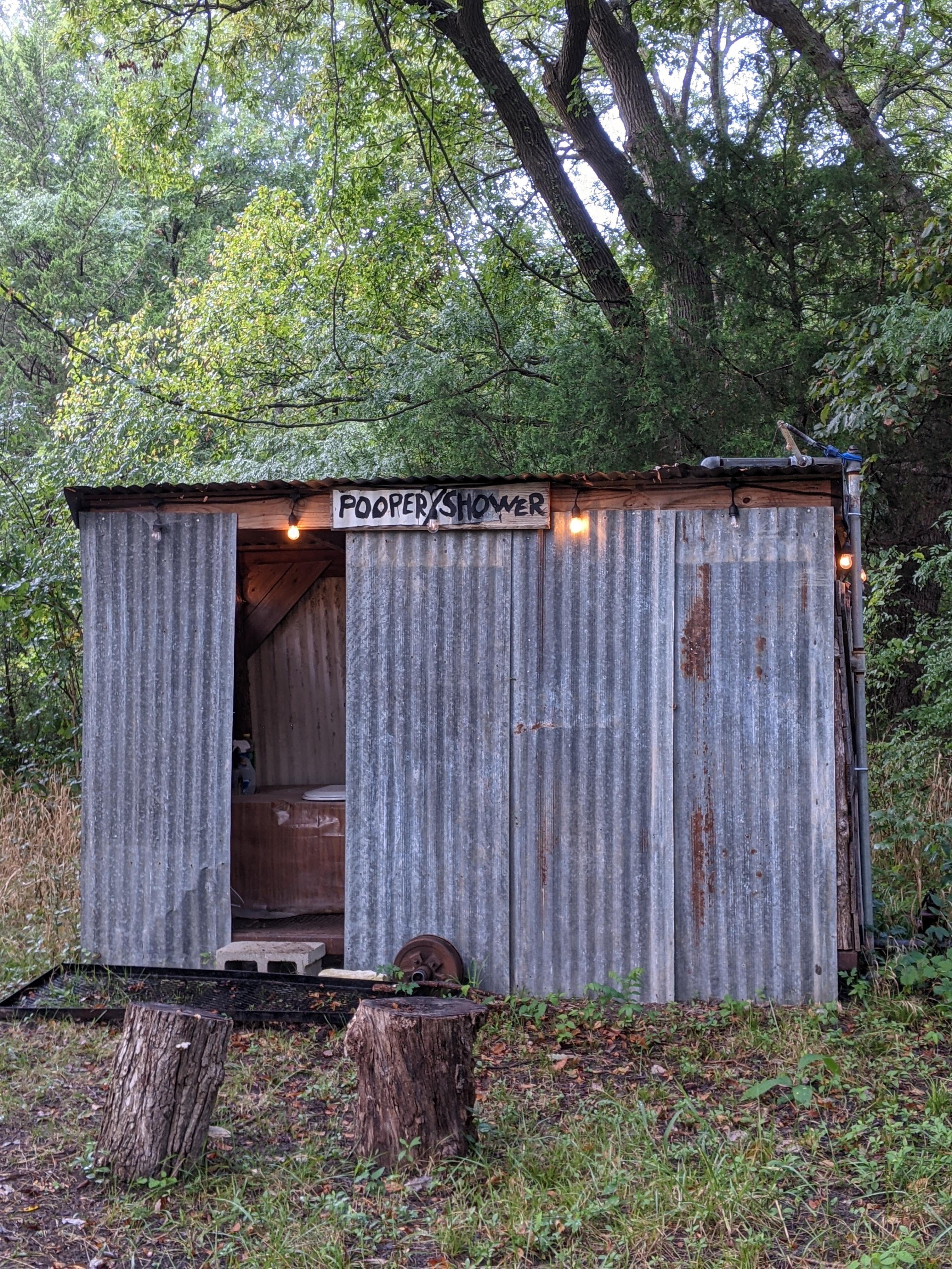 Treehouse on the Creek
