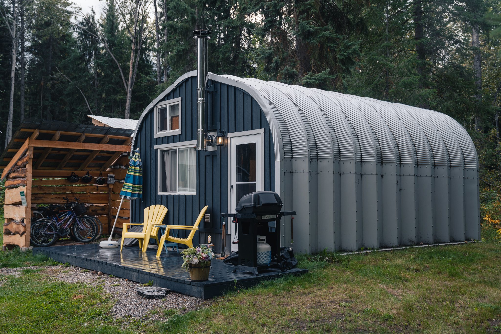 A cozy cabin, perfect for all seasons