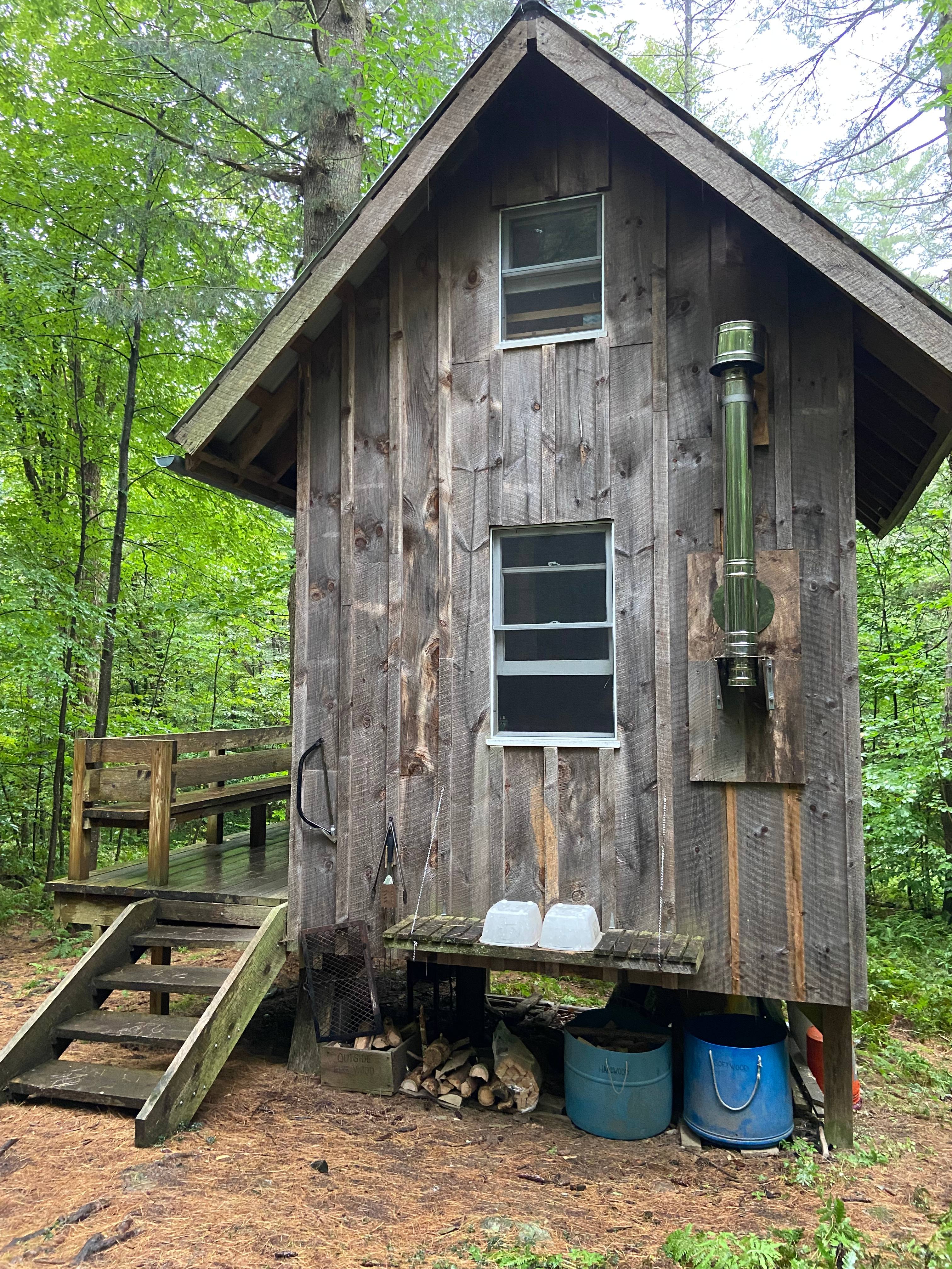 Oma's Cabin -A Quiet Forest Retreat