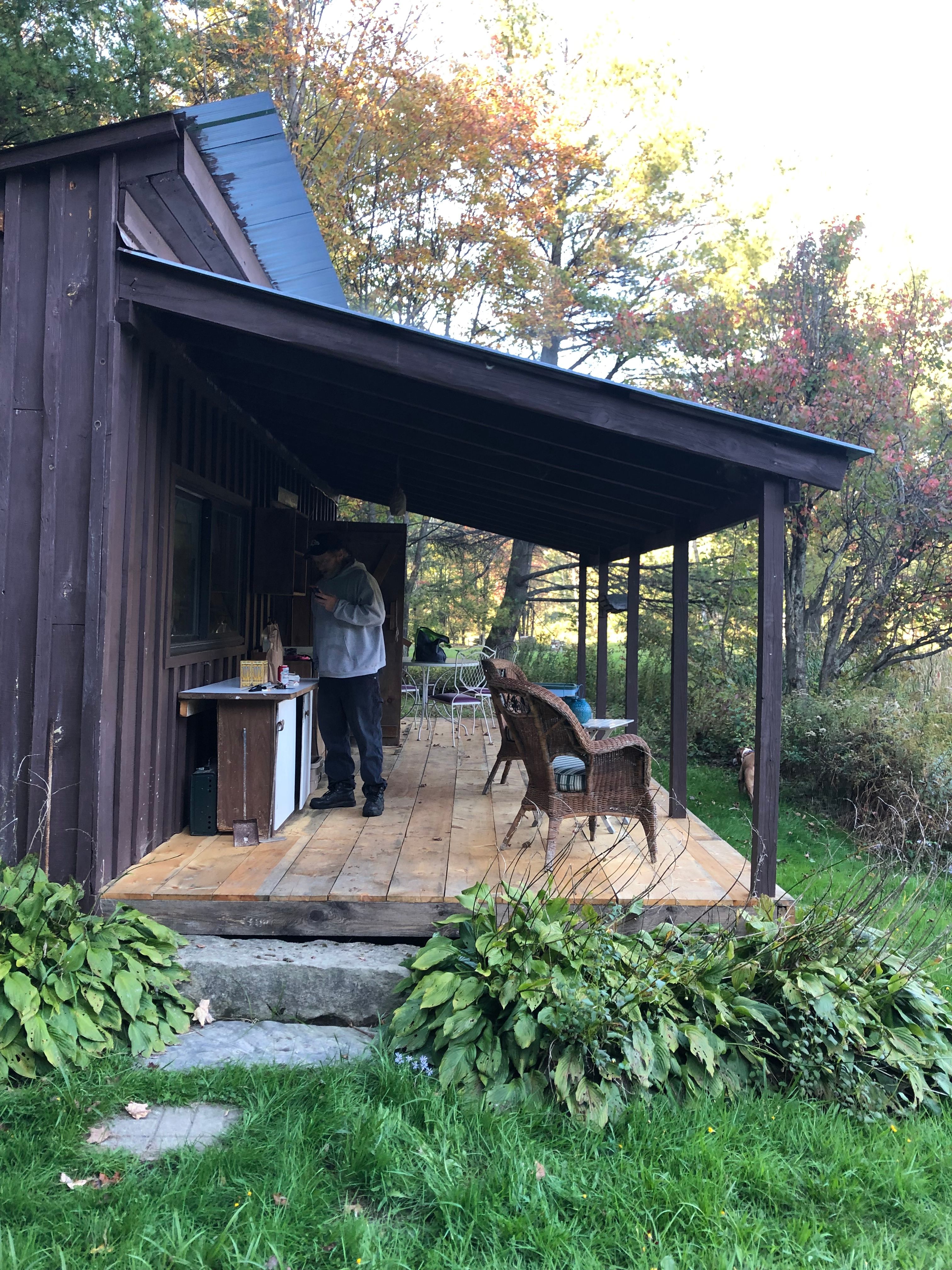 Rustic Reins-Off Grid Cabin