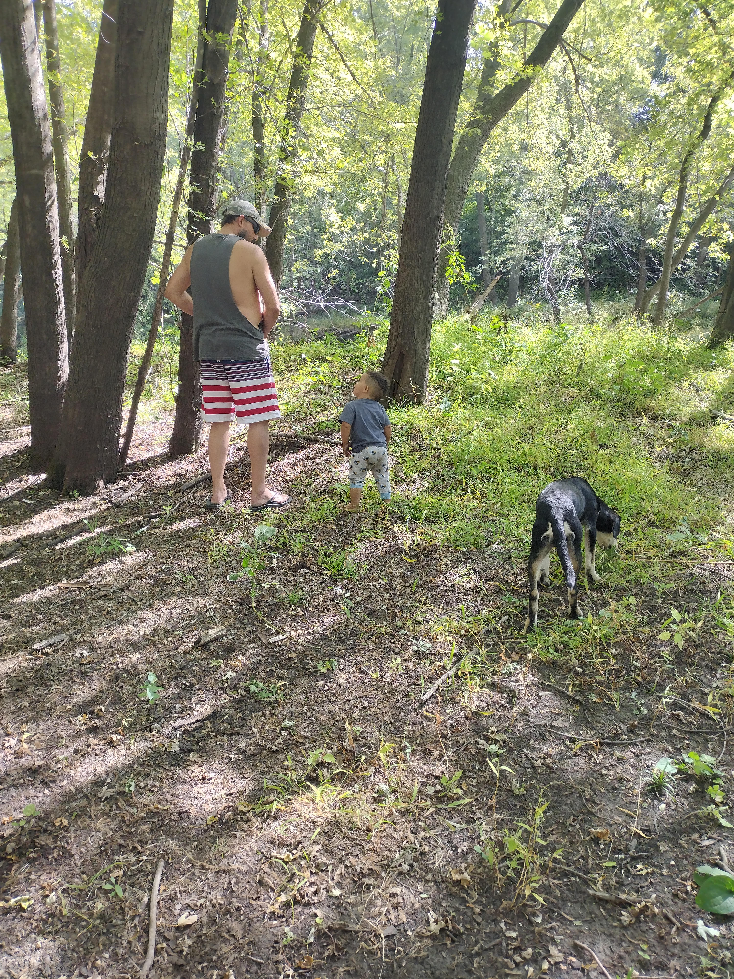 Secluded riverside ranch