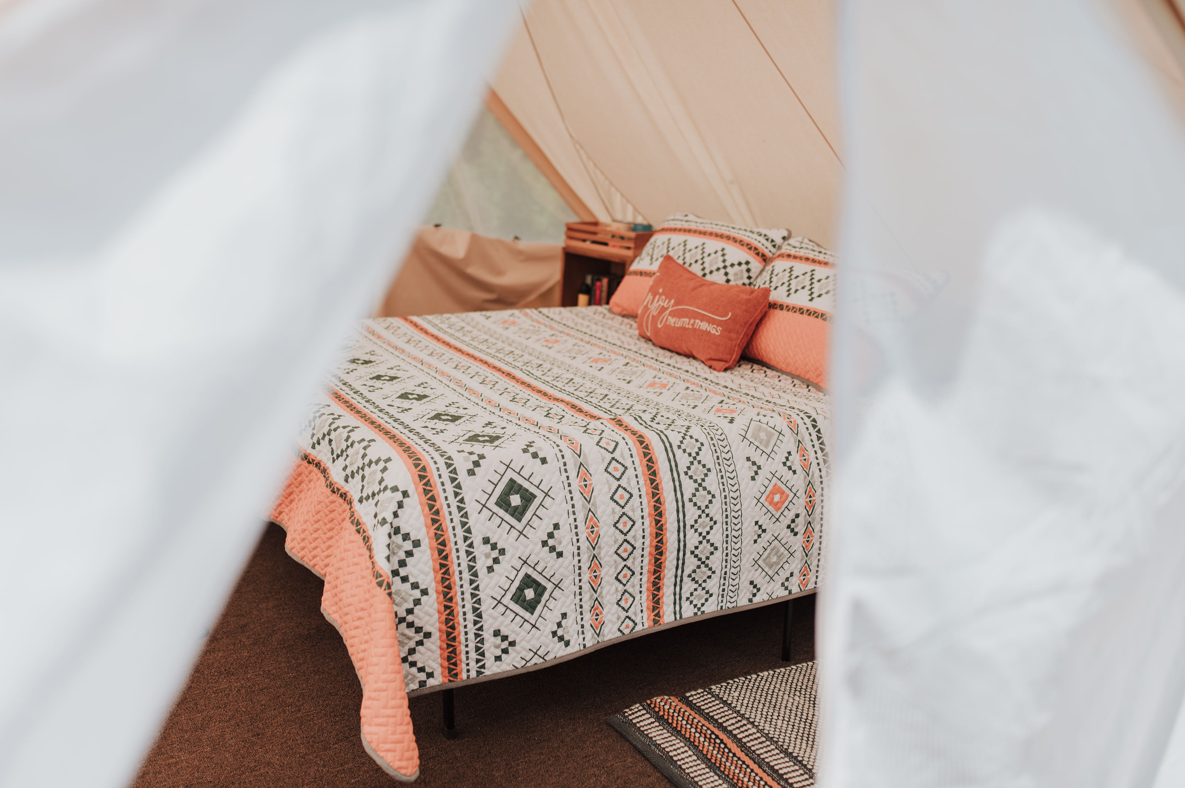 PRIVATE Glamping Tents - Sleeps 16!