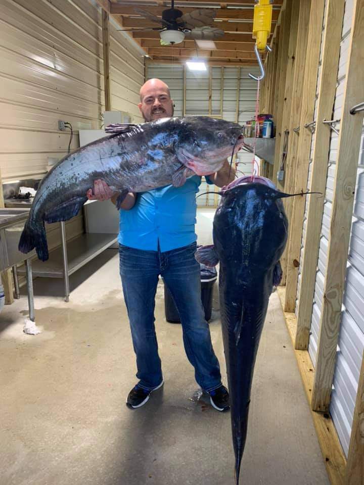 Blue Lagoon Pond & Cabin