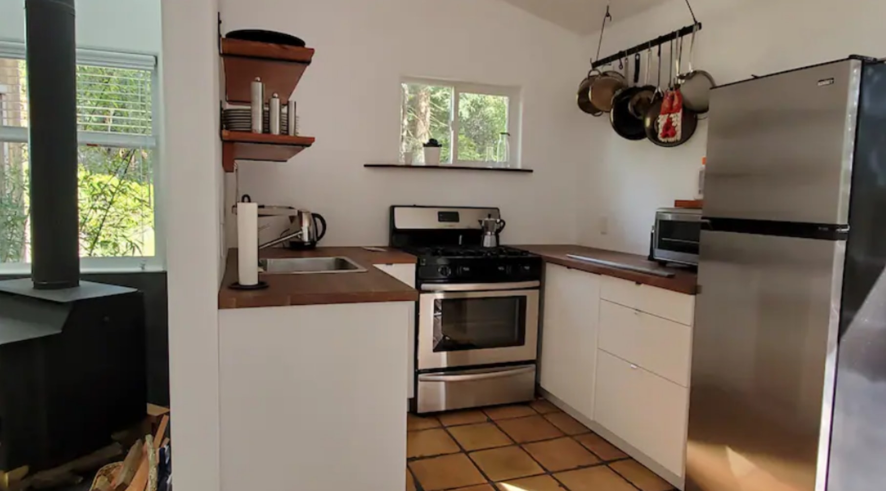 Modern Cabin in Redwood Forrest